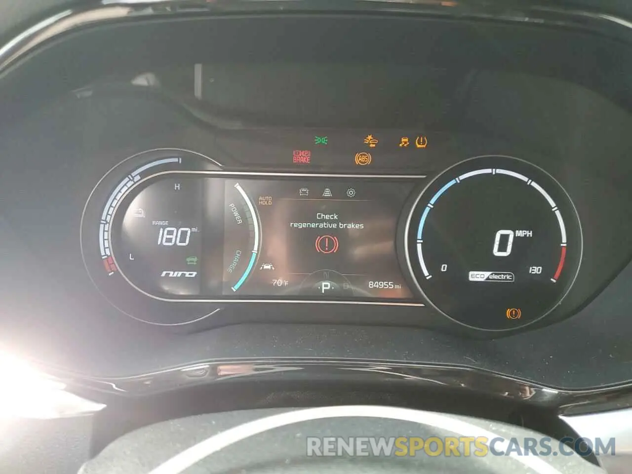 9 fotografías del automóvil dañado KNDCC3LG7L5080726 KIA NIRO 2020