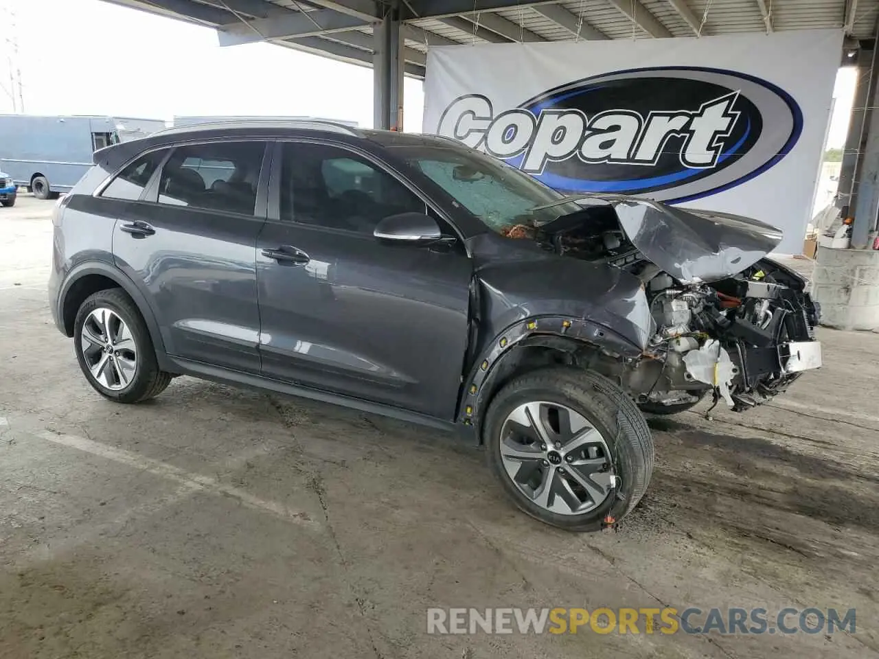 4 fotografías del automóvil dañado KNDCC3LG8L5047427 KIA NIRO 2020