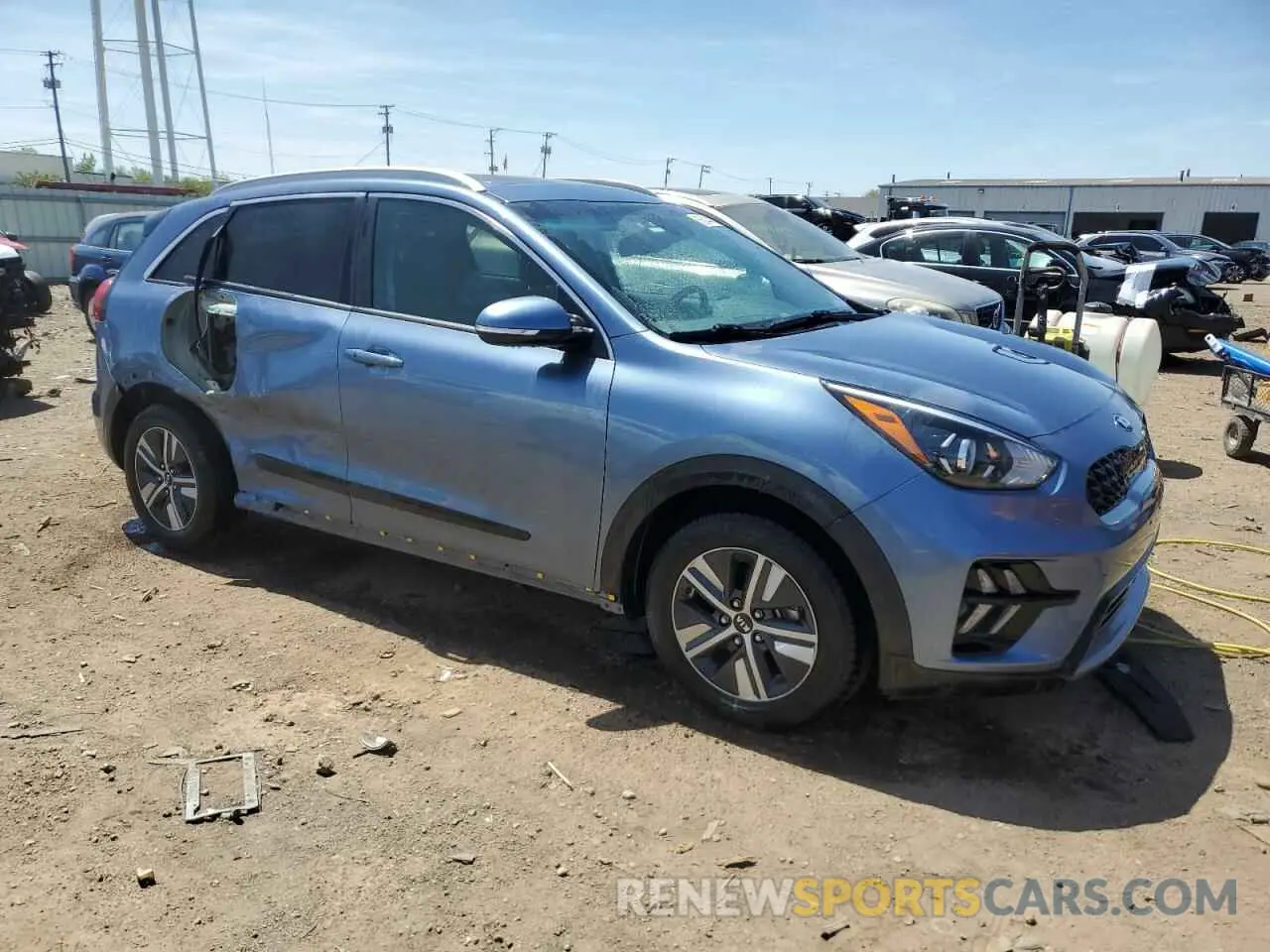 4 fotografías del automóvil dañado KNDCE3LC6L5433318 KIA NIRO 2020