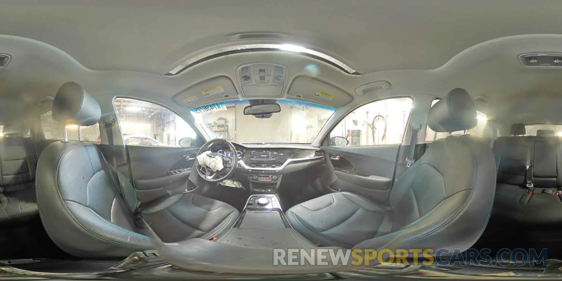 14 fotografías del automóvil dañado KNDCE3LG2L5080739 KIA NIRO 2020