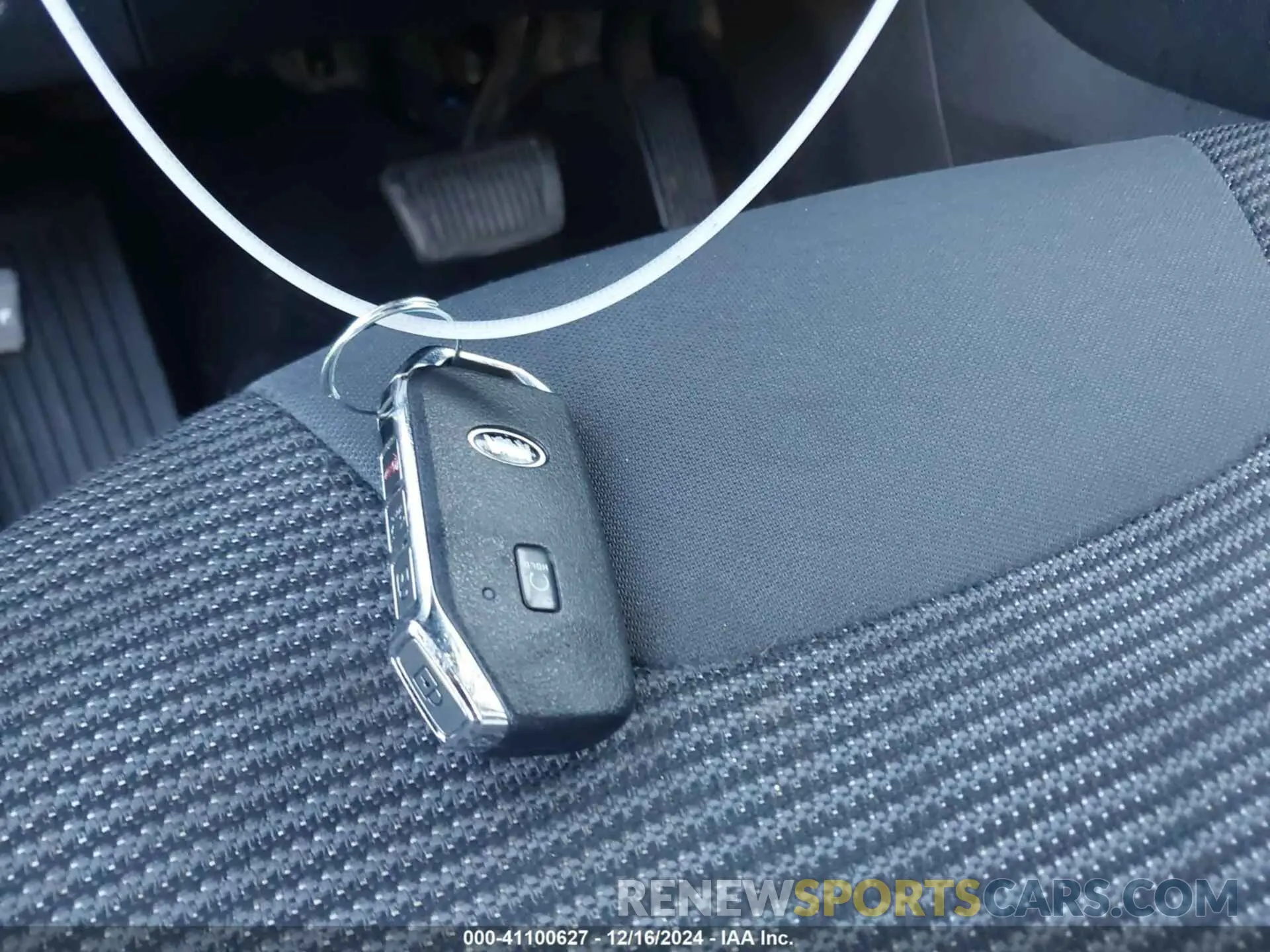 11 fotografías del automóvil dañado KNDCB3LC3M5464553 KIA NIRO 2021