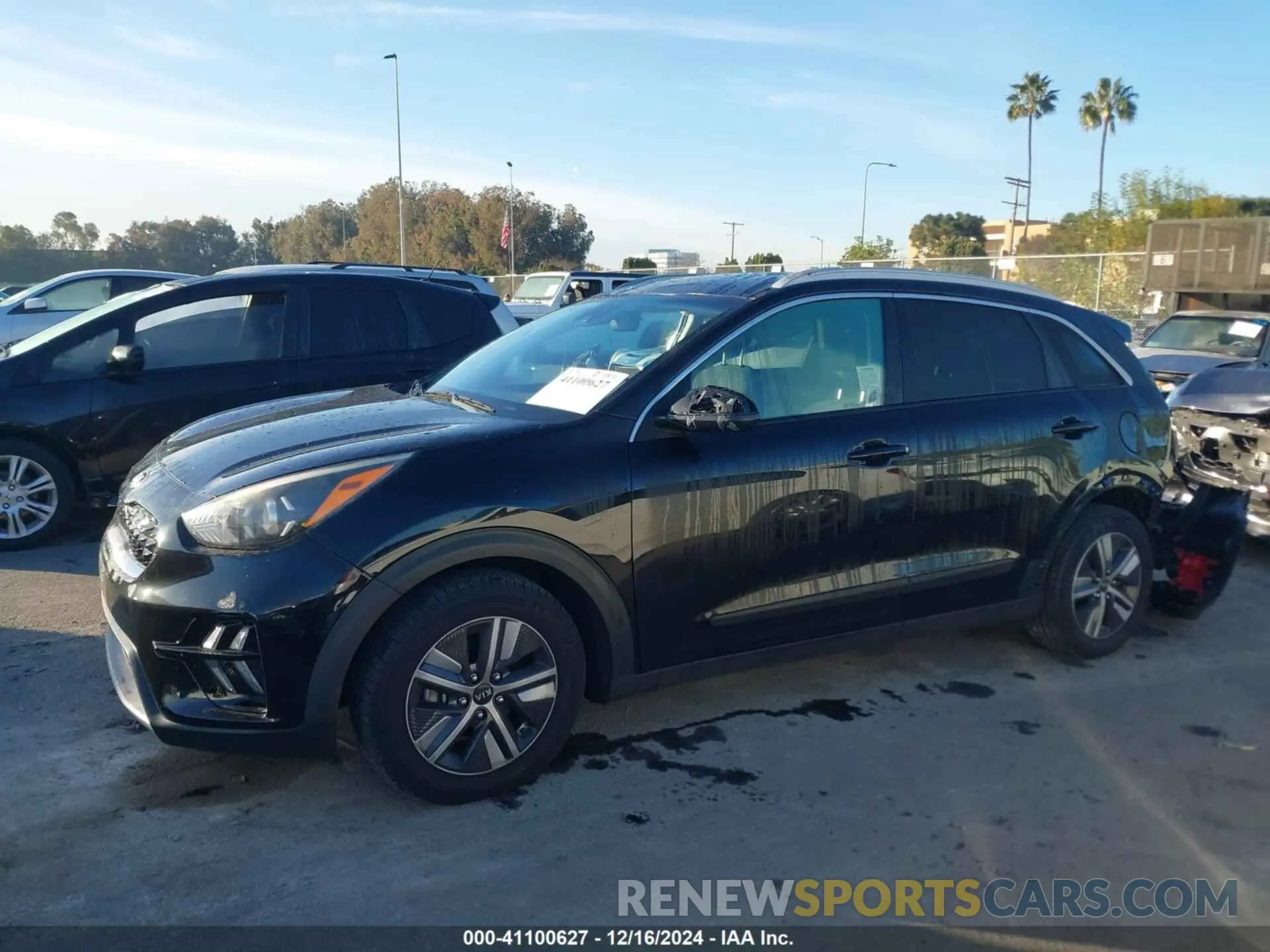 15 fotografías del automóvil dañado KNDCB3LC3M5464553 KIA NIRO 2021