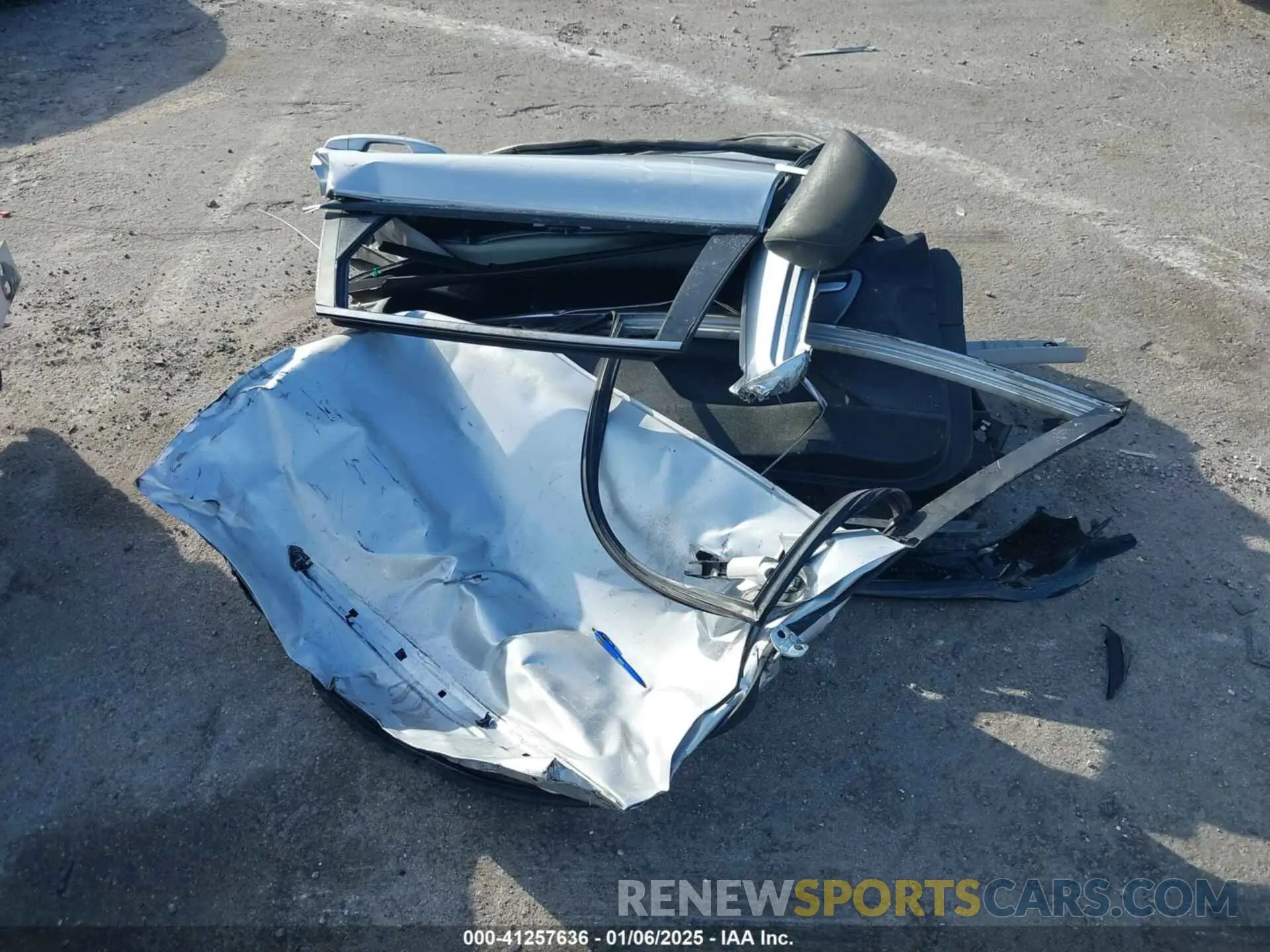 12 fotografías del automóvil dañado KNDCB3LC4M5479000 KIA NIRO 2021
