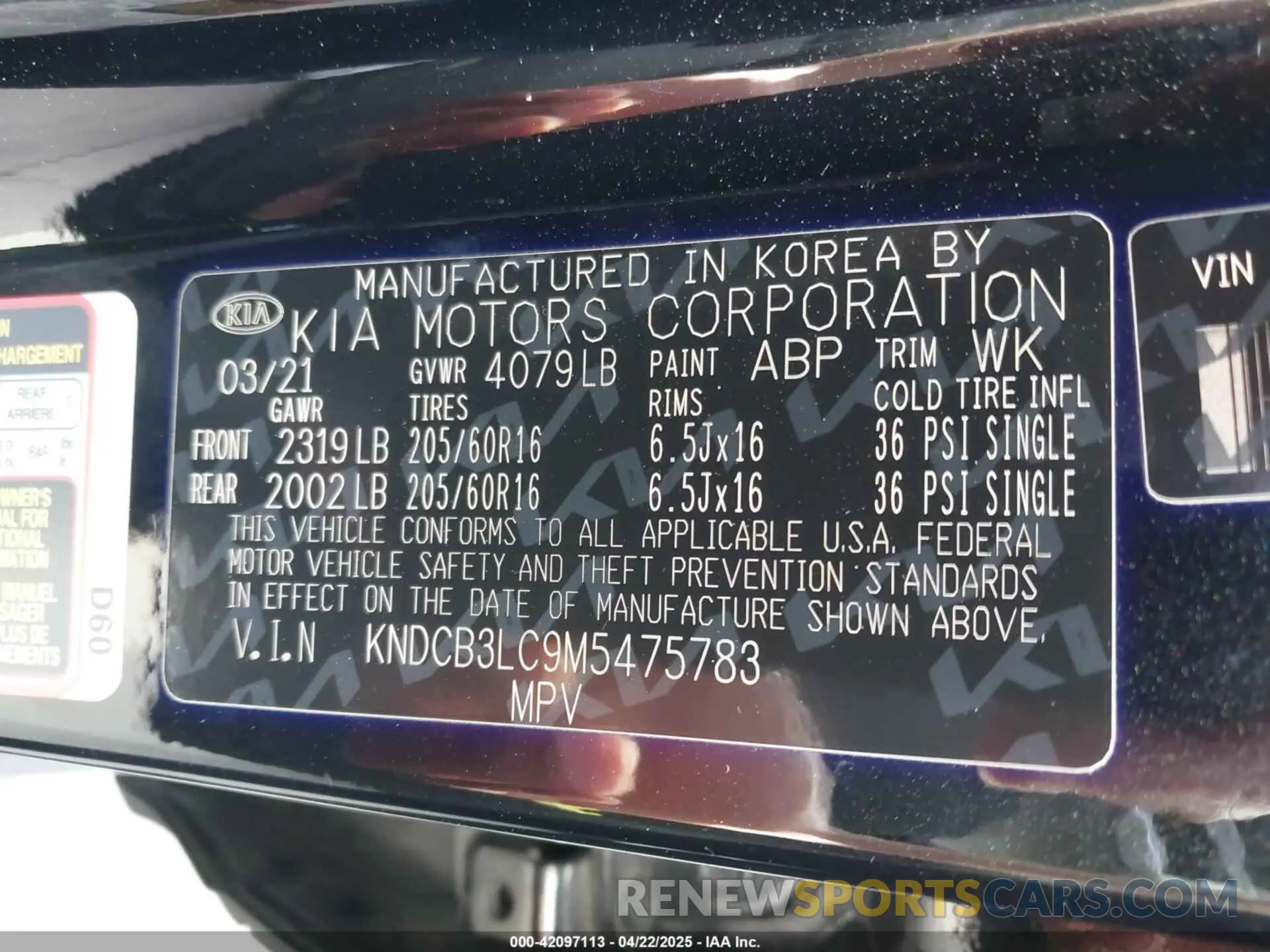 9 fotografías del automóvil dañado KNDCB3LC9M5475783 KIA NIRO 2021