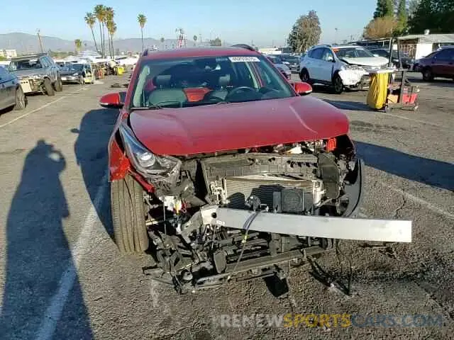 12 fotografías del automóvil dañado KNDCC3LC1M5475550 KIA NIRO 2021