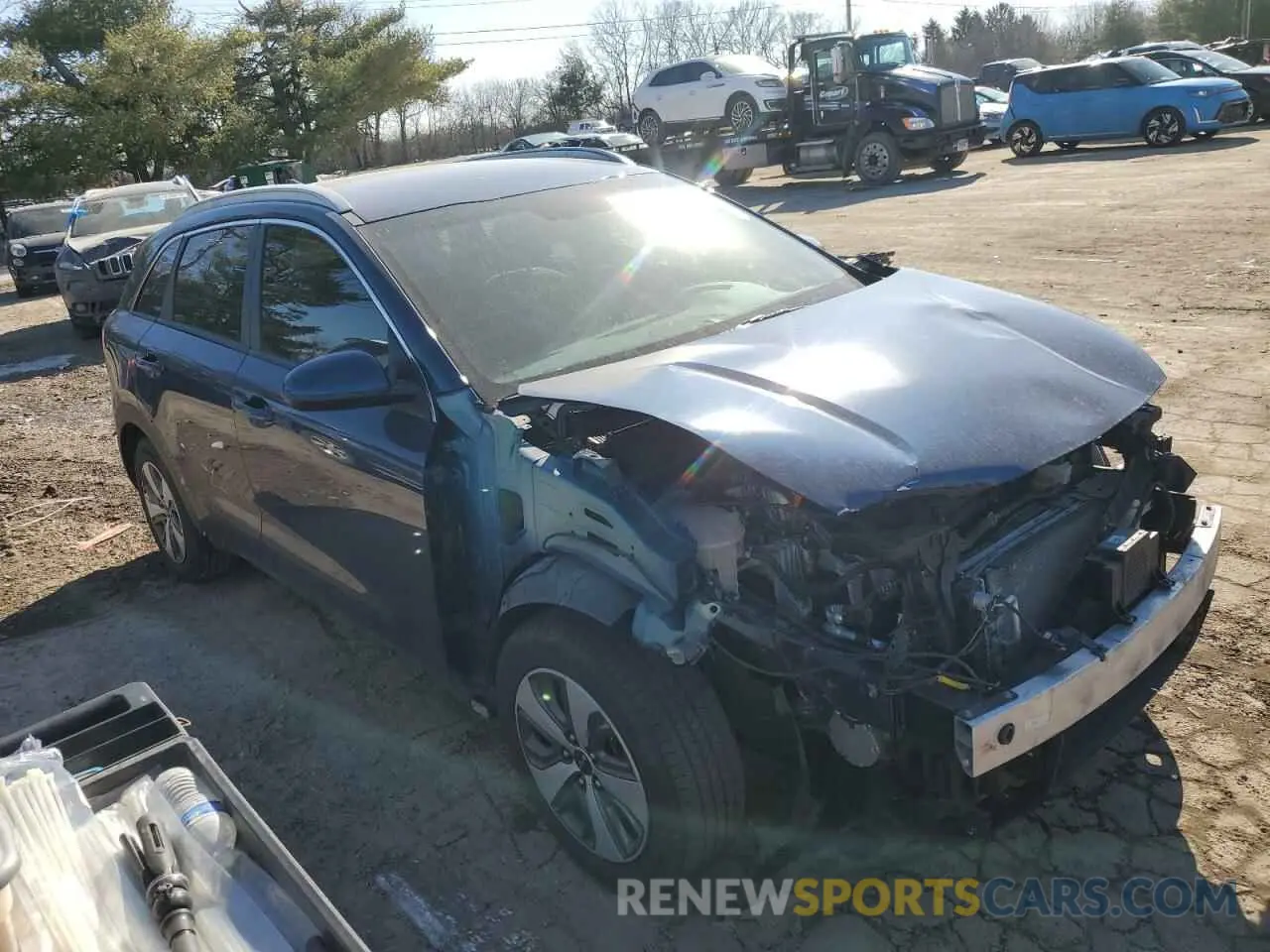 4 fotografías del automóvil dañado KNDCB3LC1N5532916 KIA NIRO 2022