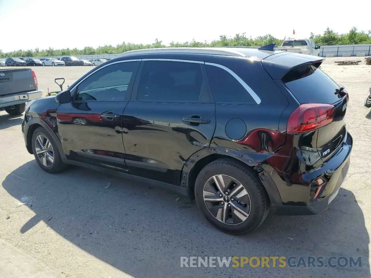 2 fotografías del automóvil dañado KNDCB3LC2N5549594 KIA NIRO 2022