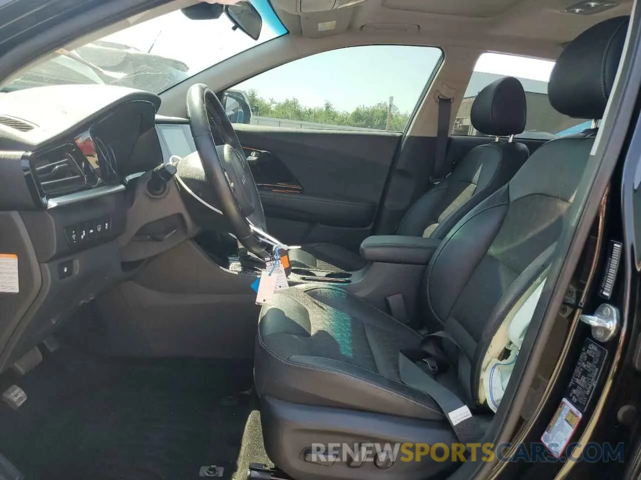 7 fotografías del automóvil dañado KNDCB3LC2N5549594 KIA NIRO 2022