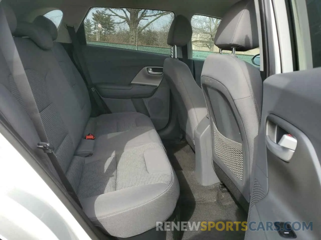 10 fotografías del automóvil dañado KNDCB3LC3N5510061 KIA NIRO 2022