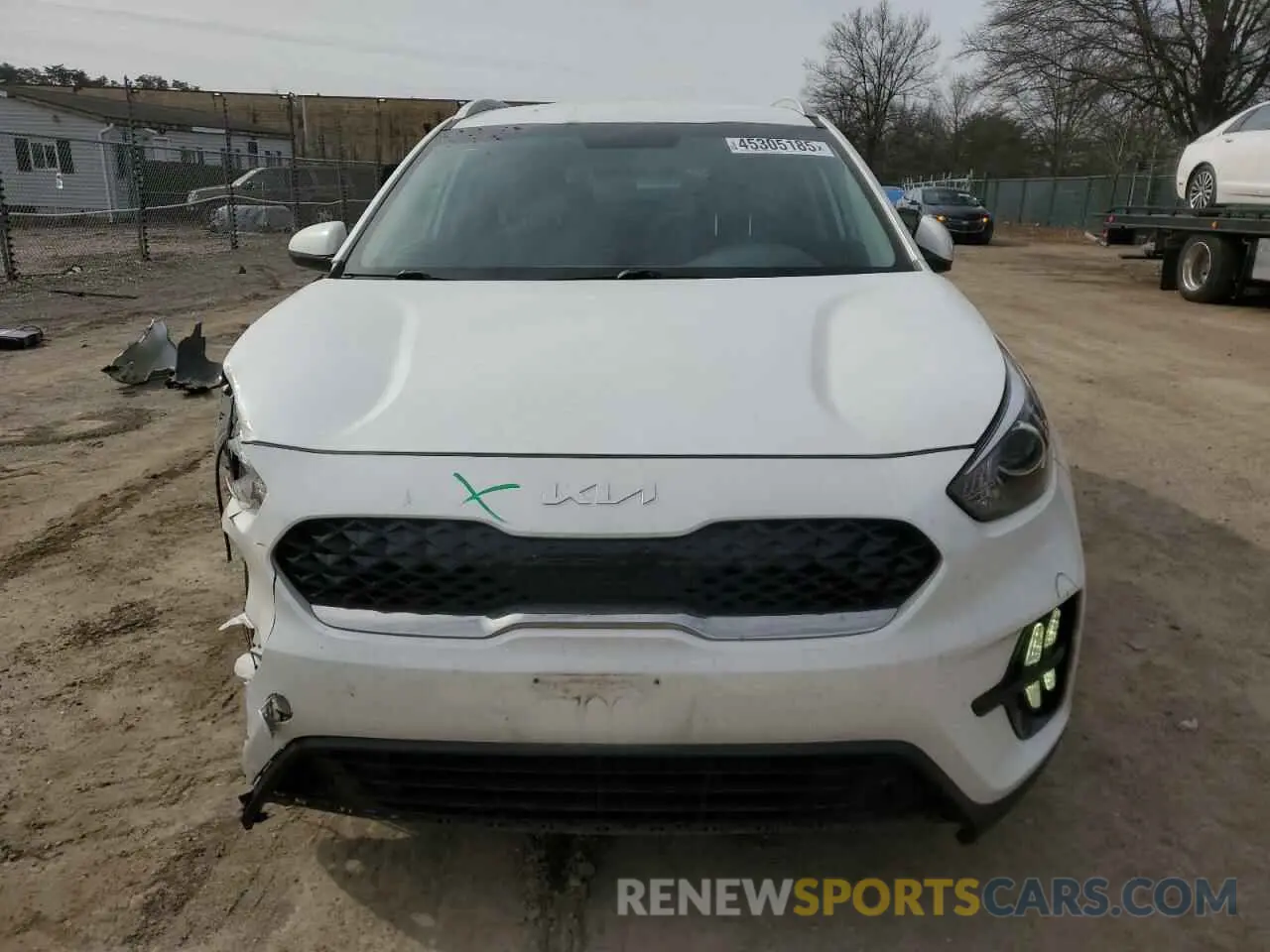 5 fotografías del automóvil dañado KNDCB3LC3N5510061 KIA NIRO 2022