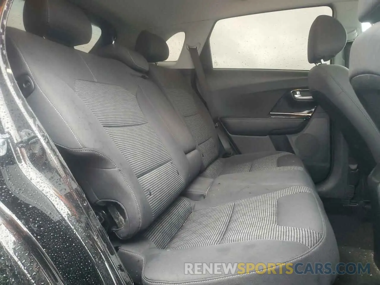 11 fotografías del automóvil dañado KNDCB3LC3N5534067 KIA NIRO 2022