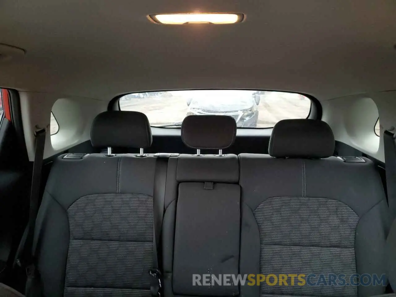 10 fotografías del automóvil dañado KNDCB3LC4N5509498 KIA NIRO 2022