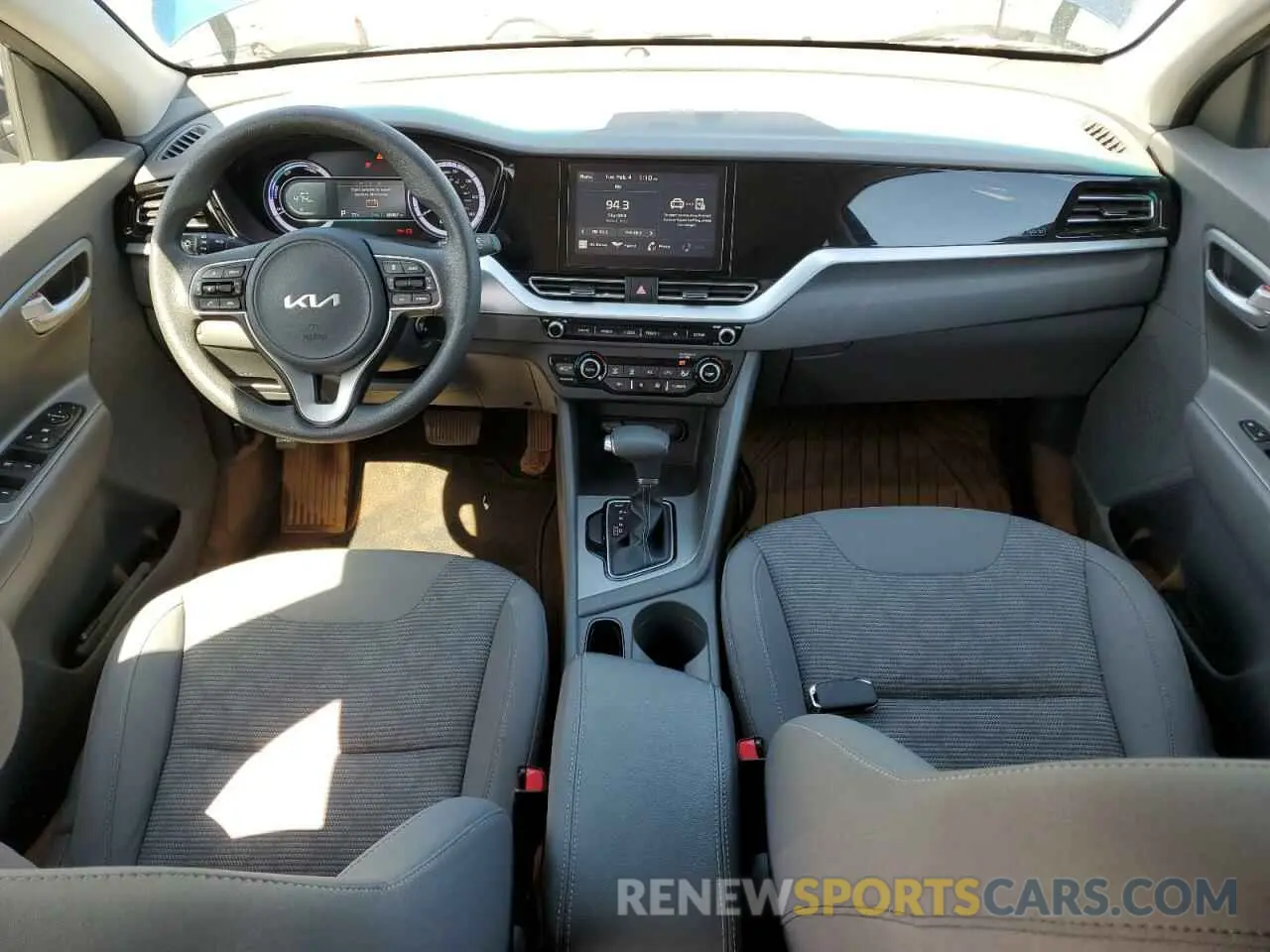 8 fotografías del automóvil dañado KNDCB3LC6N5500771 KIA NIRO 2022