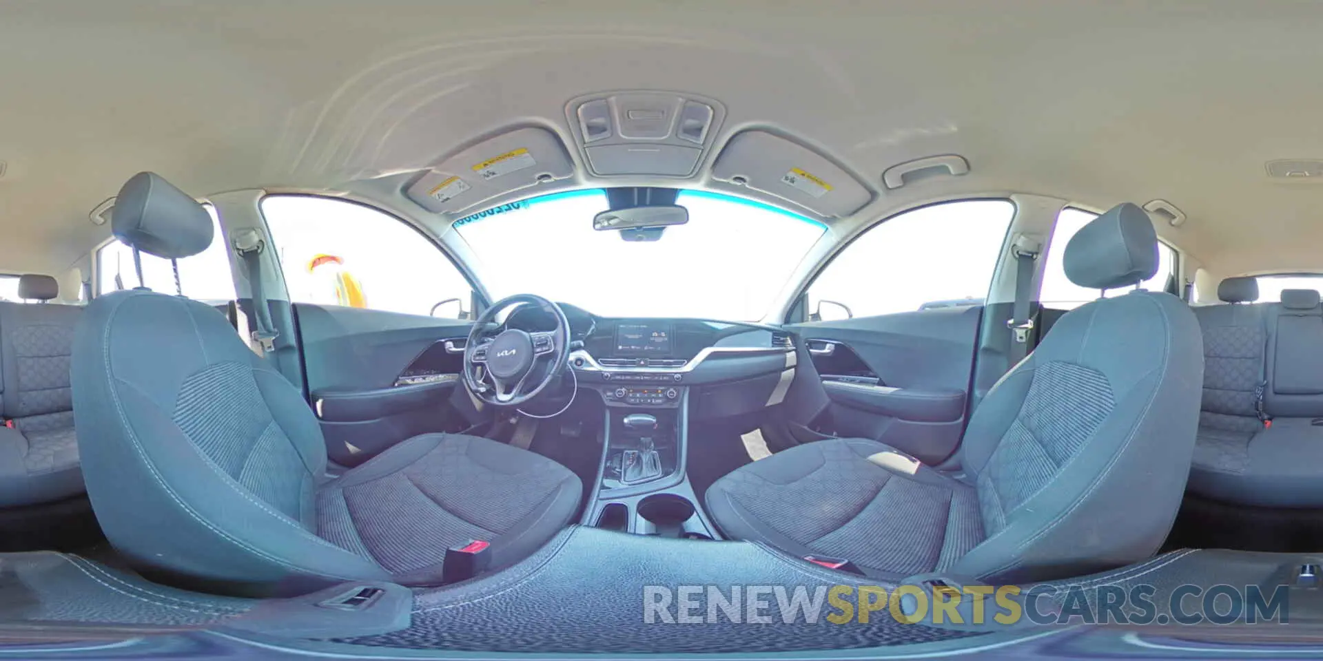 13 fotografías del automóvil dañado KNDCB3LC6N5548660 KIA NIRO 2022