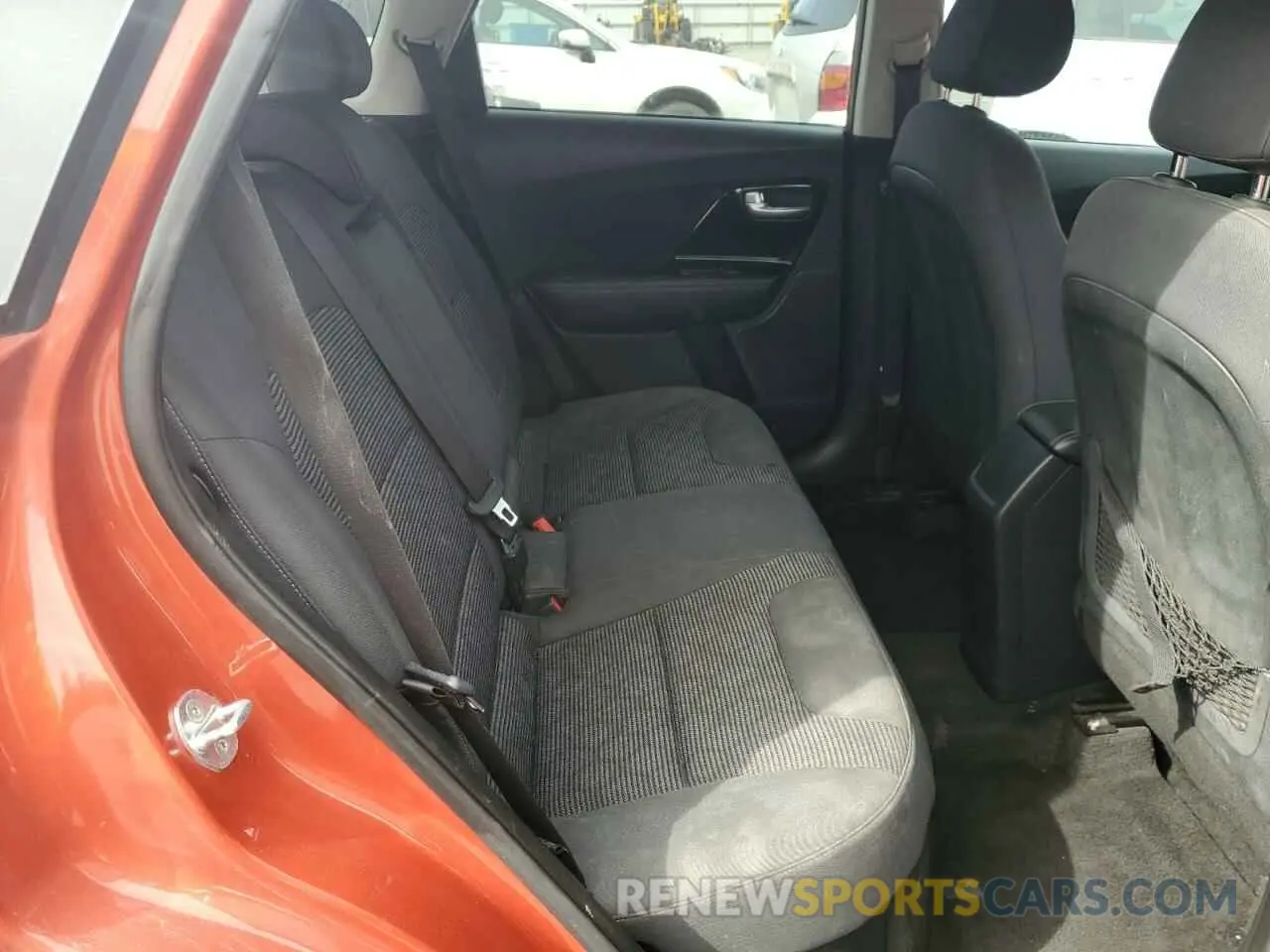 10 fotografías del automóvil dañado KNDCB3LC7N5548134 KIA NIRO 2022