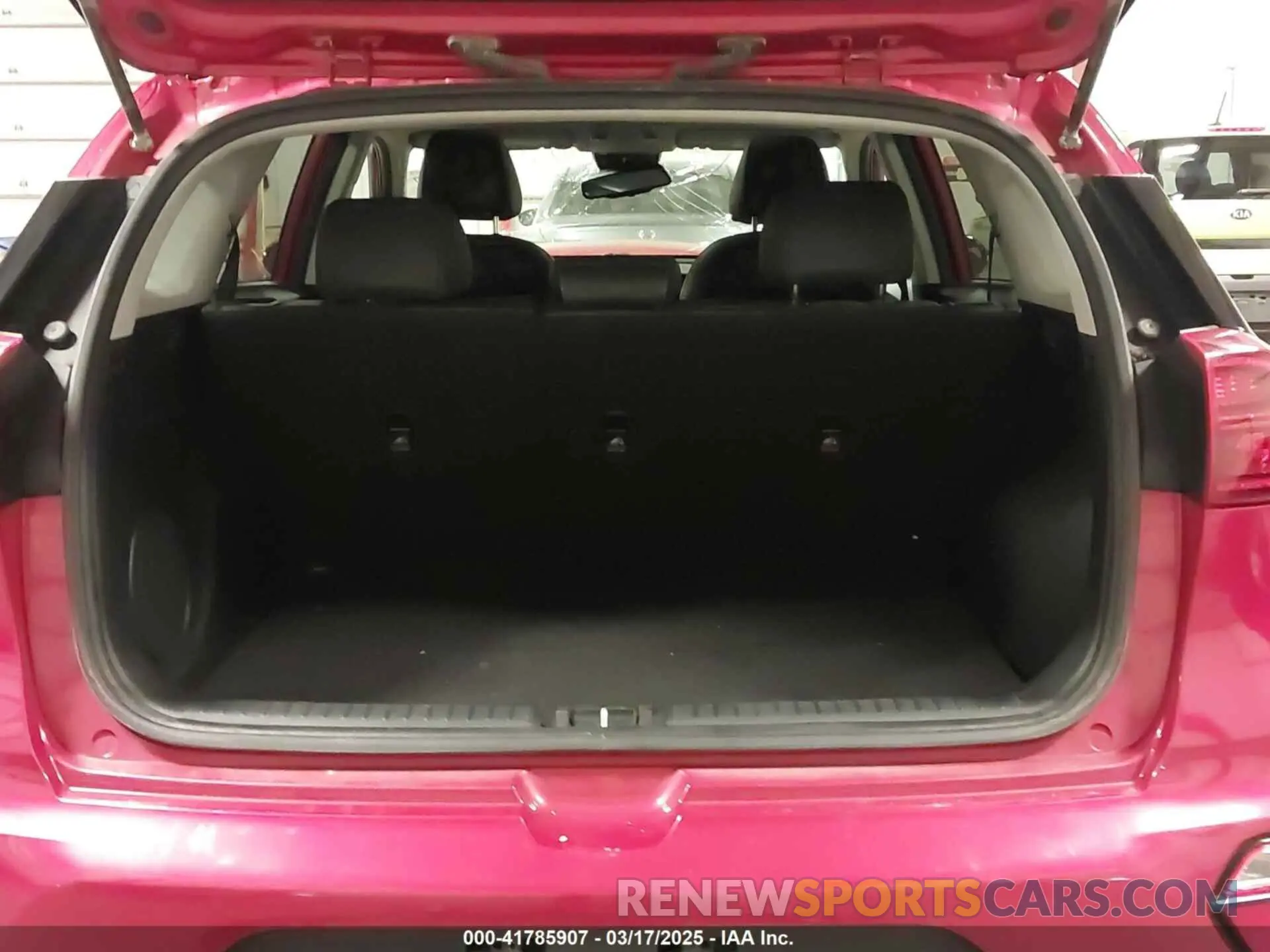 18 fotografías del automóvil dañado KNDCC3LC4N5518800 KIA NIRO 2022
