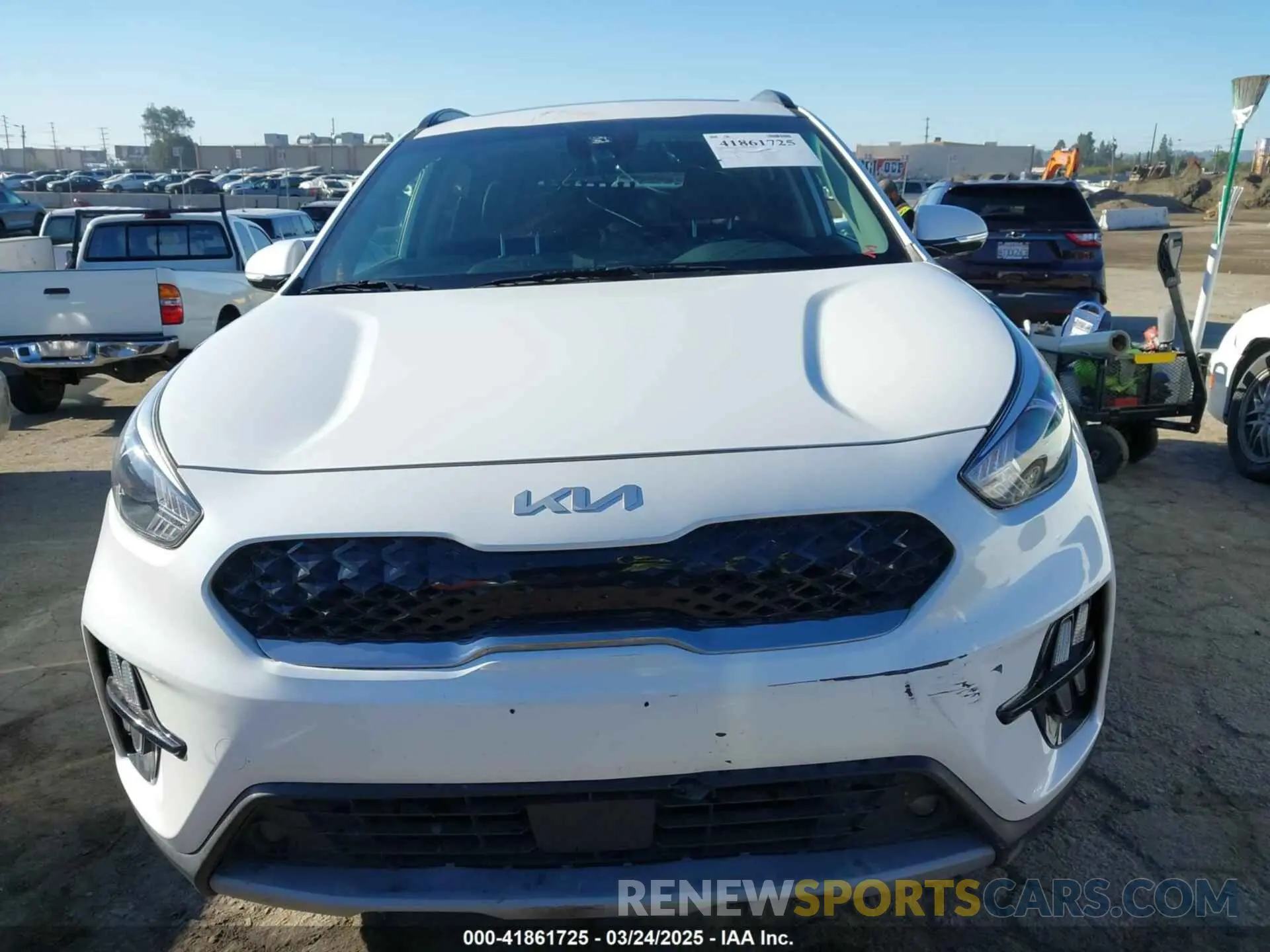 12 fotografías del automóvil dañado KNDCC3LC8N5522364 KIA NIRO 2022