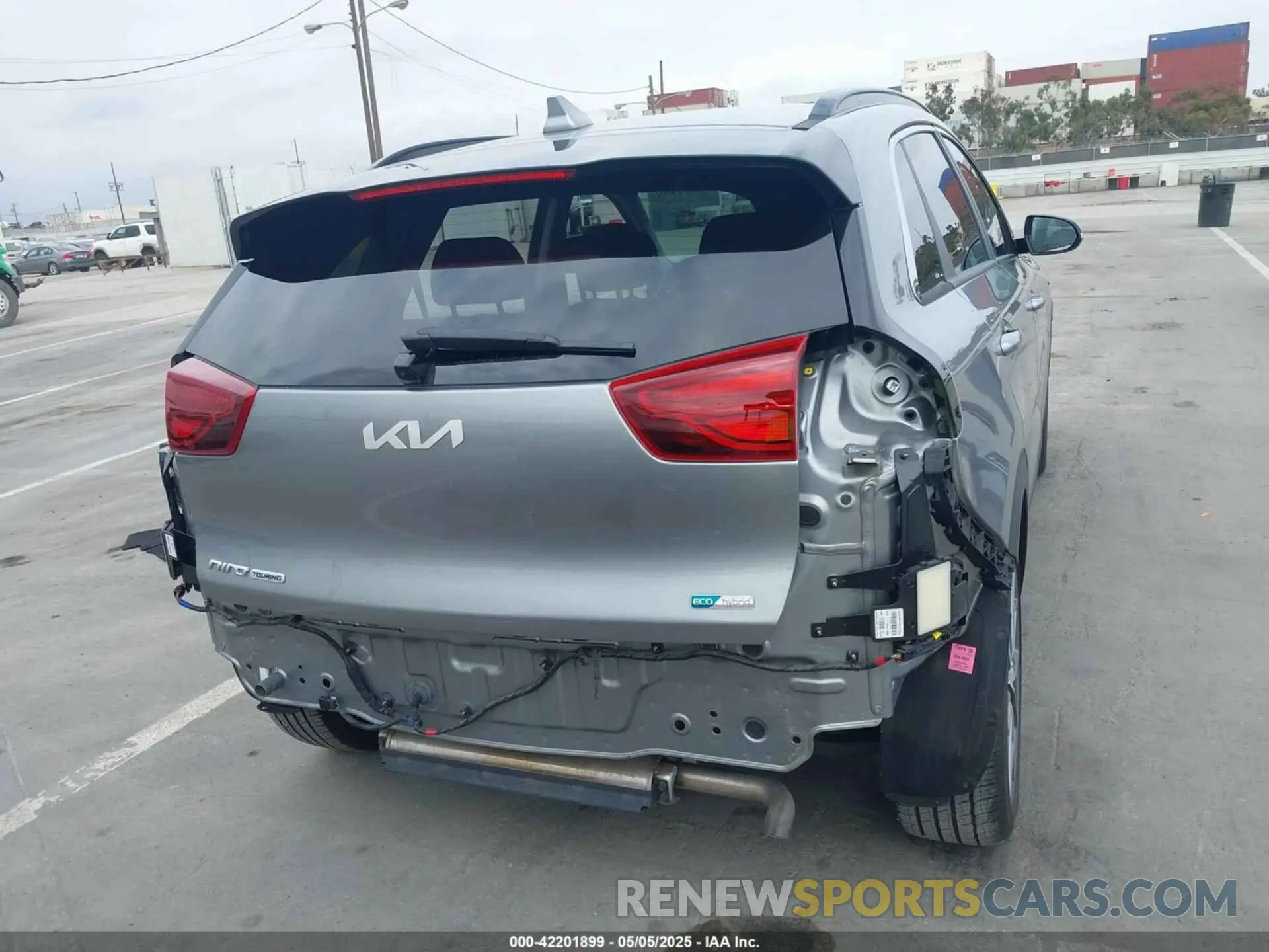 17 fotografías del automóvil dañado KNDCC3LCXN5537173 KIA NIRO 2022