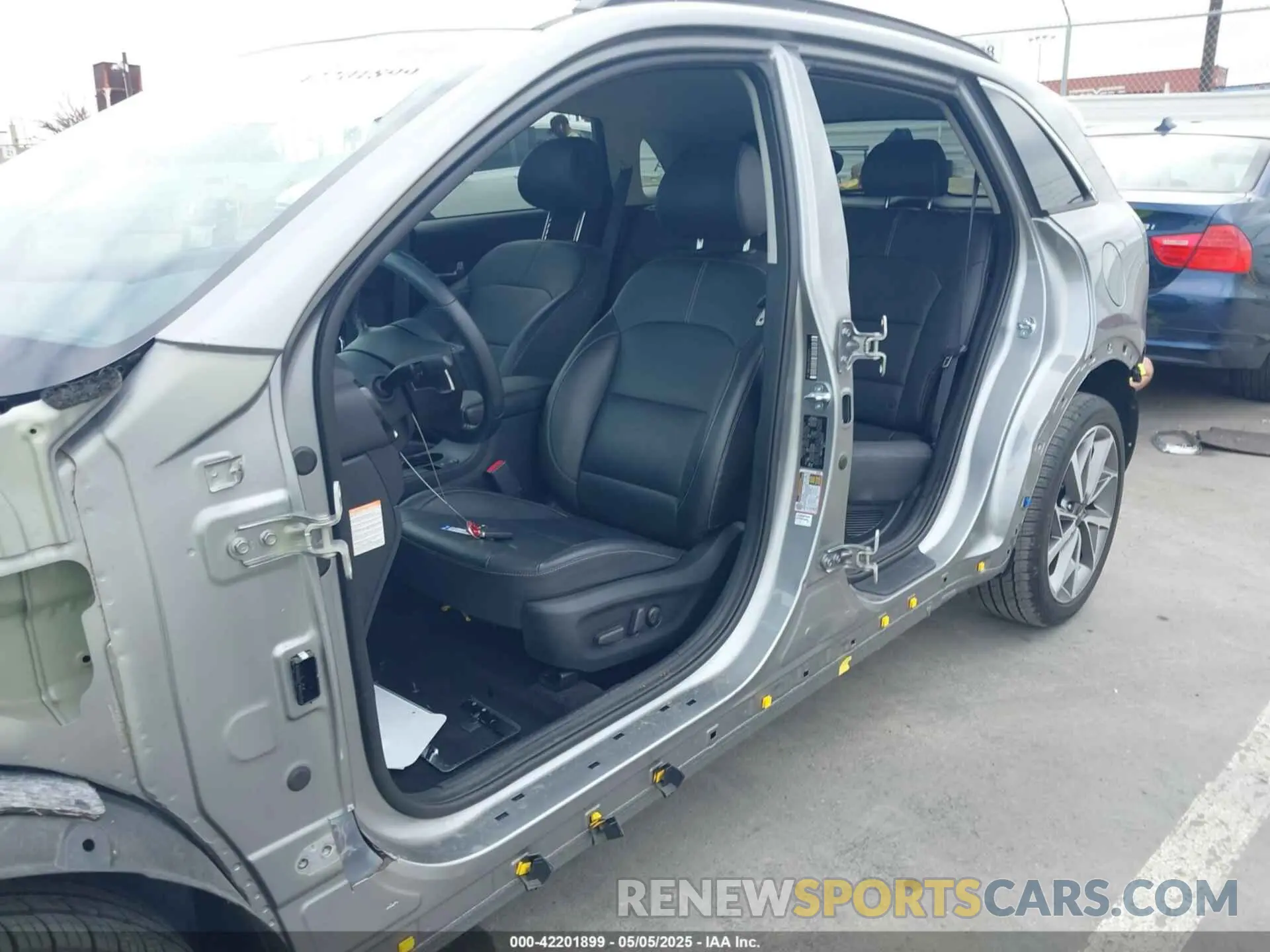 6 fotografías del automóvil dañado KNDCC3LCXN5537173 KIA NIRO 2022