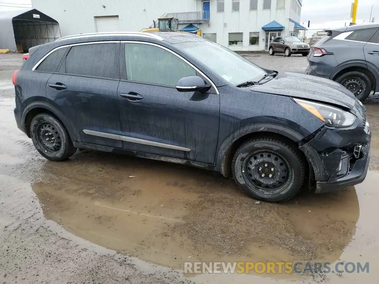 4 fotografías del automóvil dañado KNDCD3LD2N5495703 KIA NIRO 2022