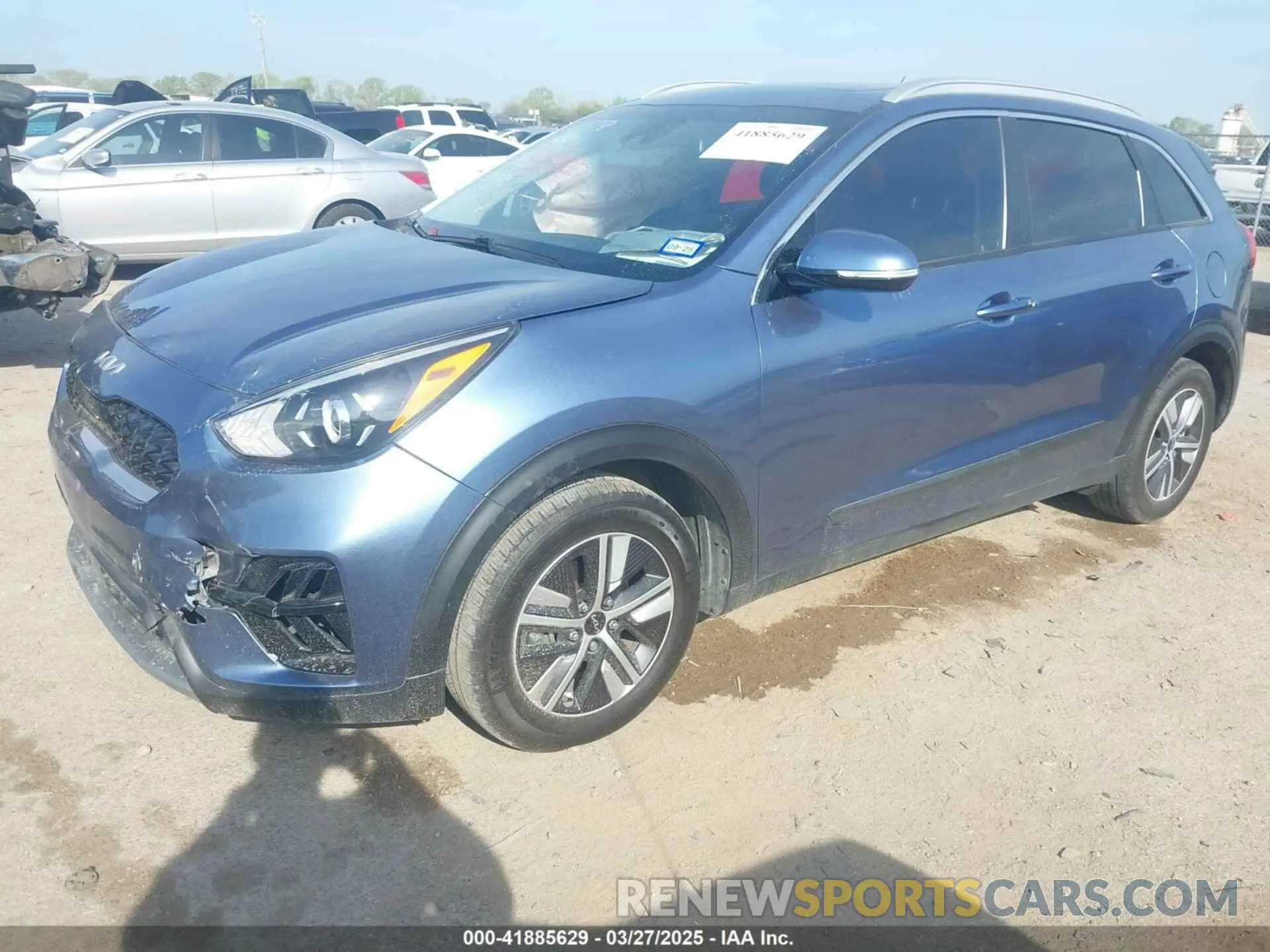 2 fotografías del automóvil dañado KNDCE3LC3N5498243 KIA NIRO 2022