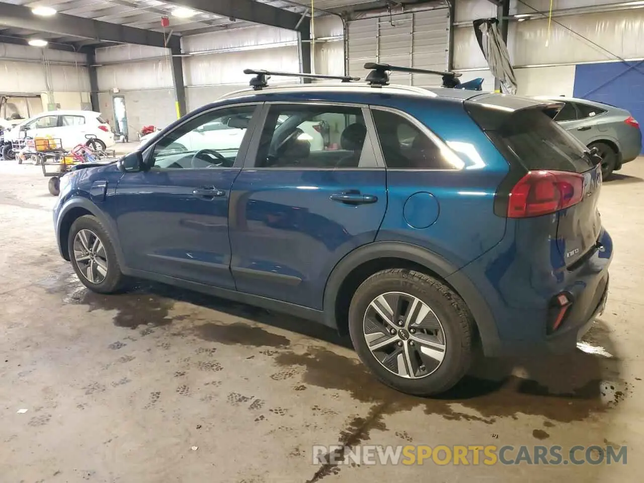 2 fotografías del automóvil dañado KNDCM3LD6N5543414 KIA NIRO 2022