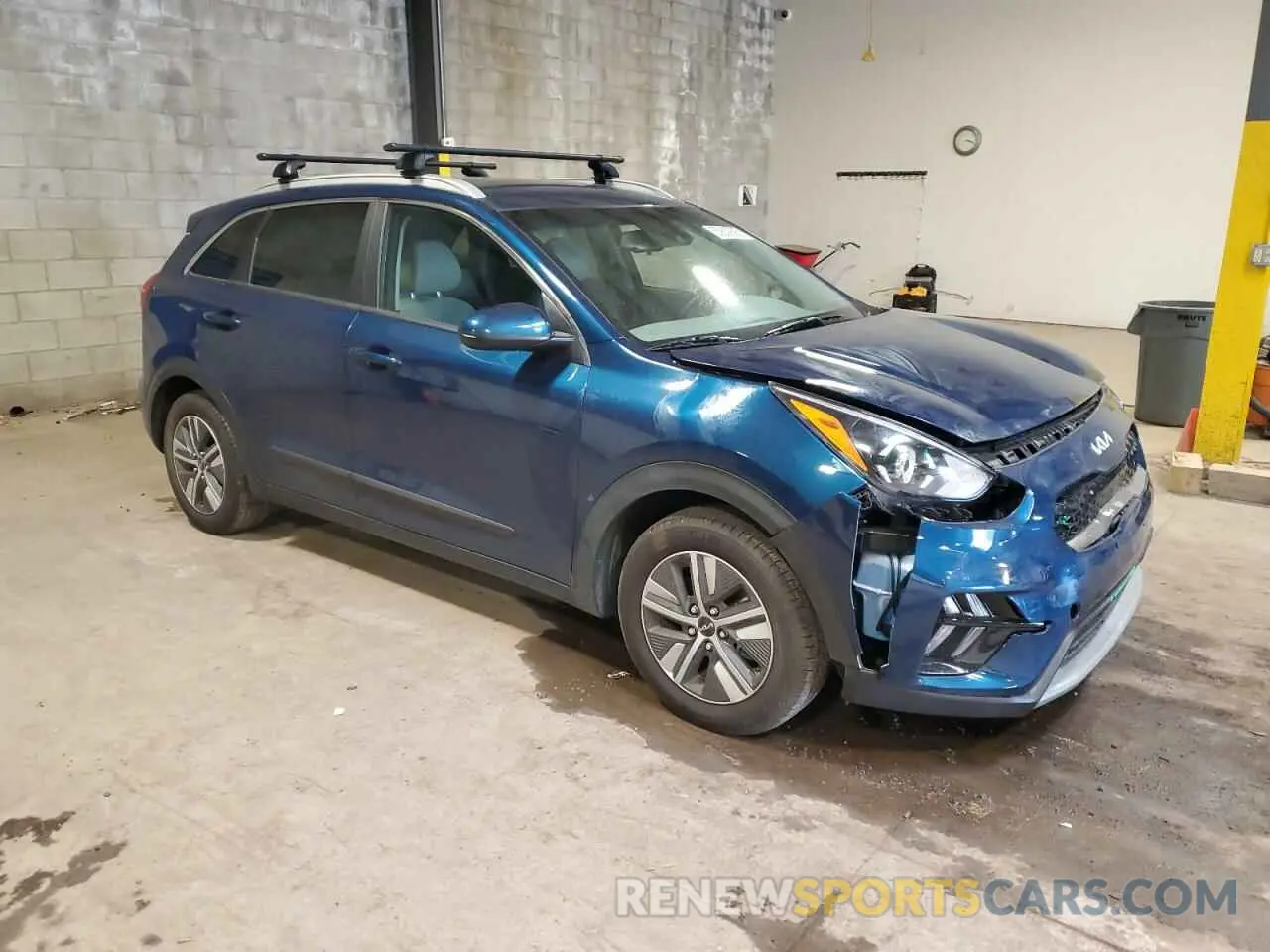 4 fotografías del automóvil dañado KNDCM3LD6N5543414 KIA NIRO 2022