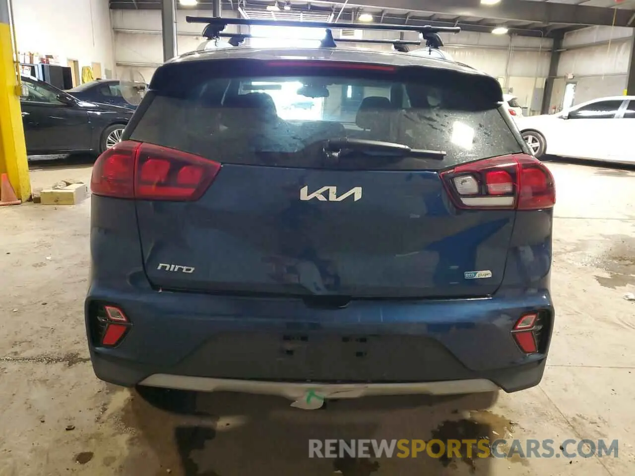 6 fotografías del automóvil dañado KNDCM3LD6N5543414 KIA NIRO 2022