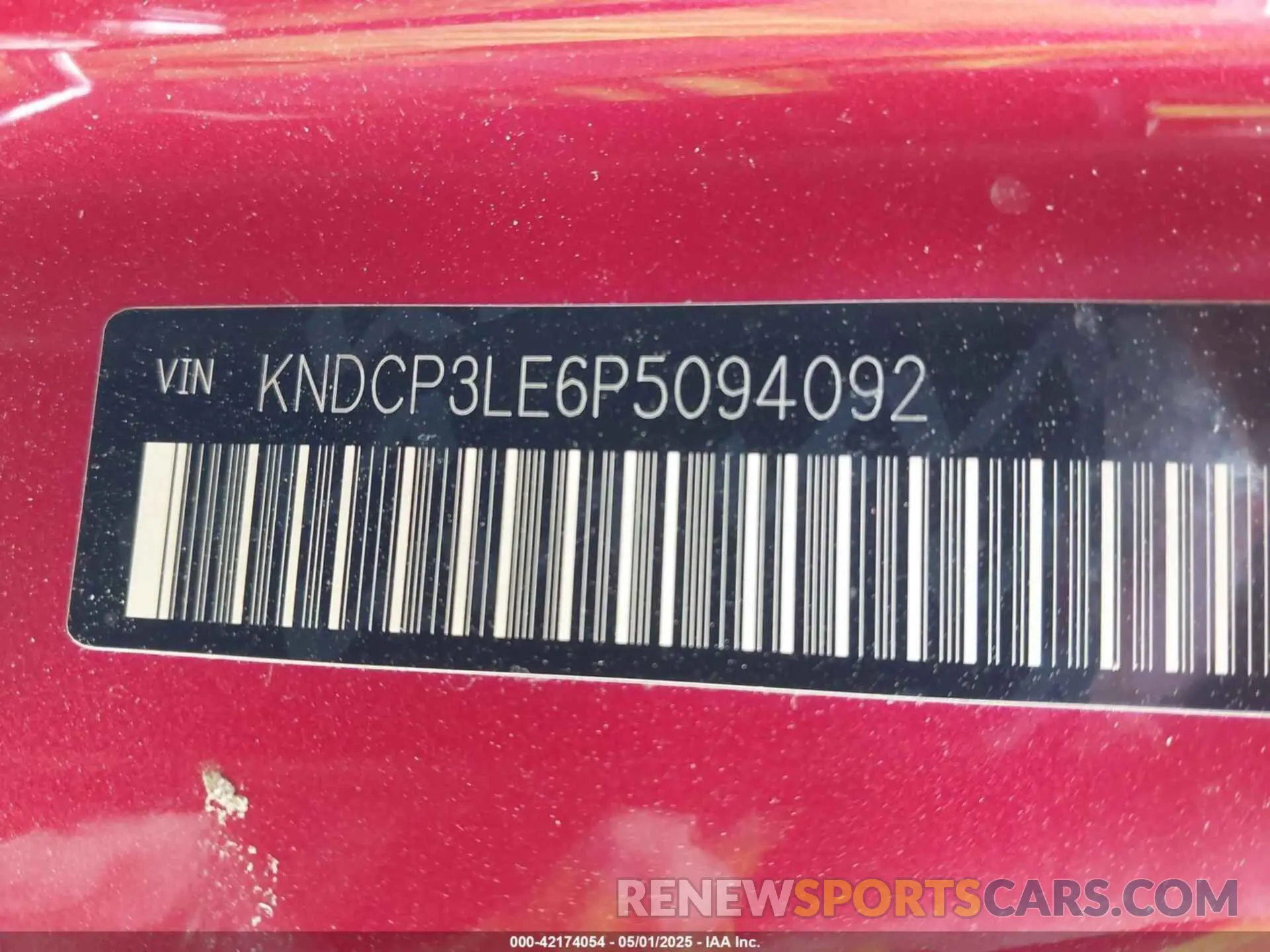 9 fotografías del automóvil dañado KNDCP3LE6P5094092 KIA NIRO 2023