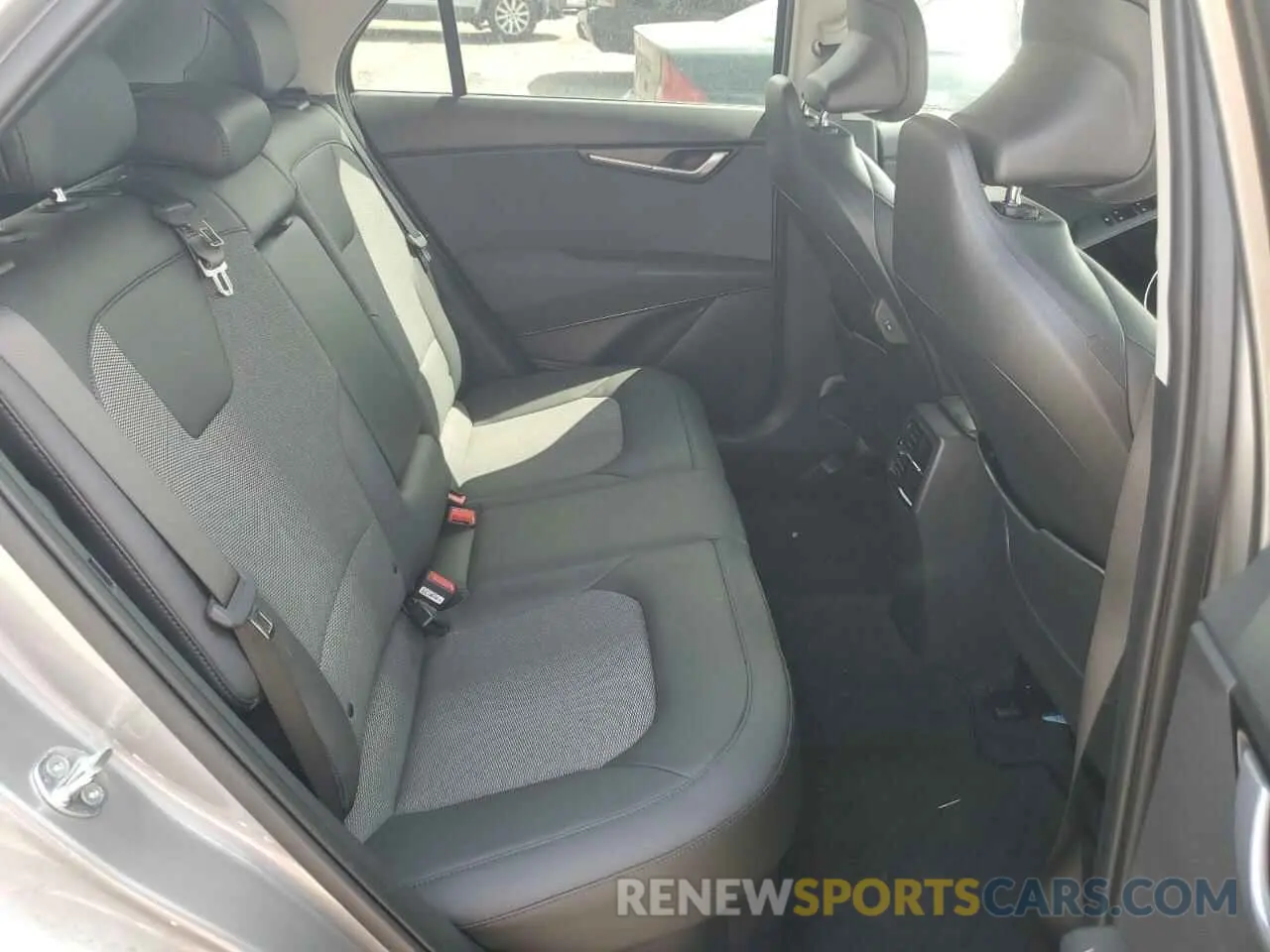 11 fotografías del automóvil dañado KNDCR3LE2P5049144 KIA NIRO 2023
