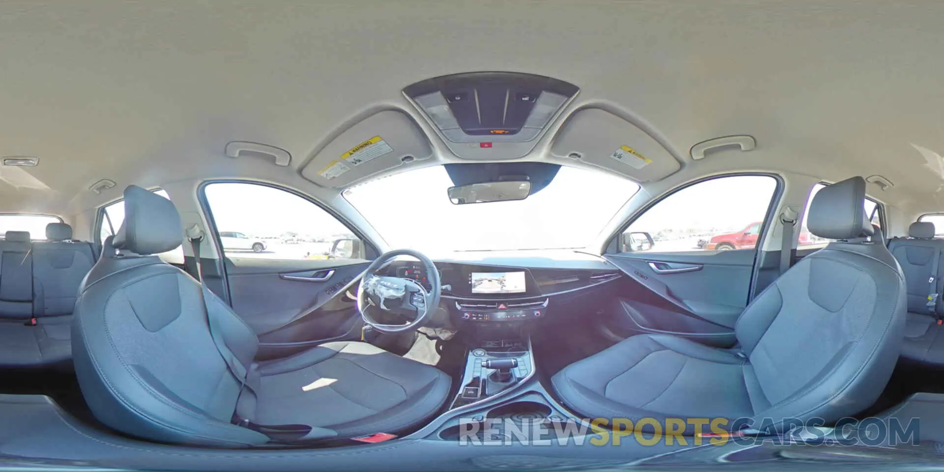 14 fotografías del automóvil dañado KNDCR3LE2P5076683 KIA NIRO 2023
