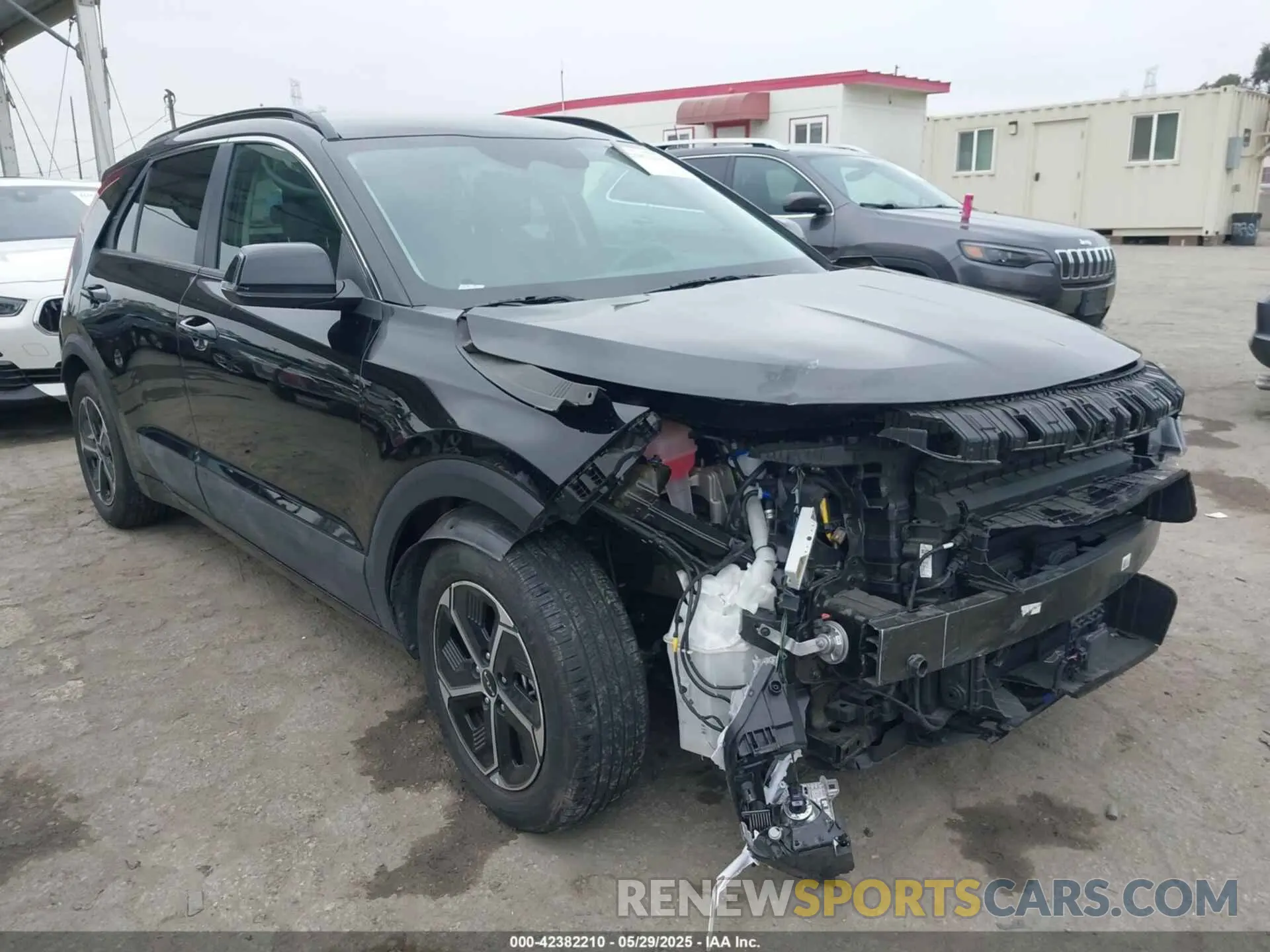1 fotografías del automóvil dañado KNDCR3LE6P5050216 KIA NIRO 2023