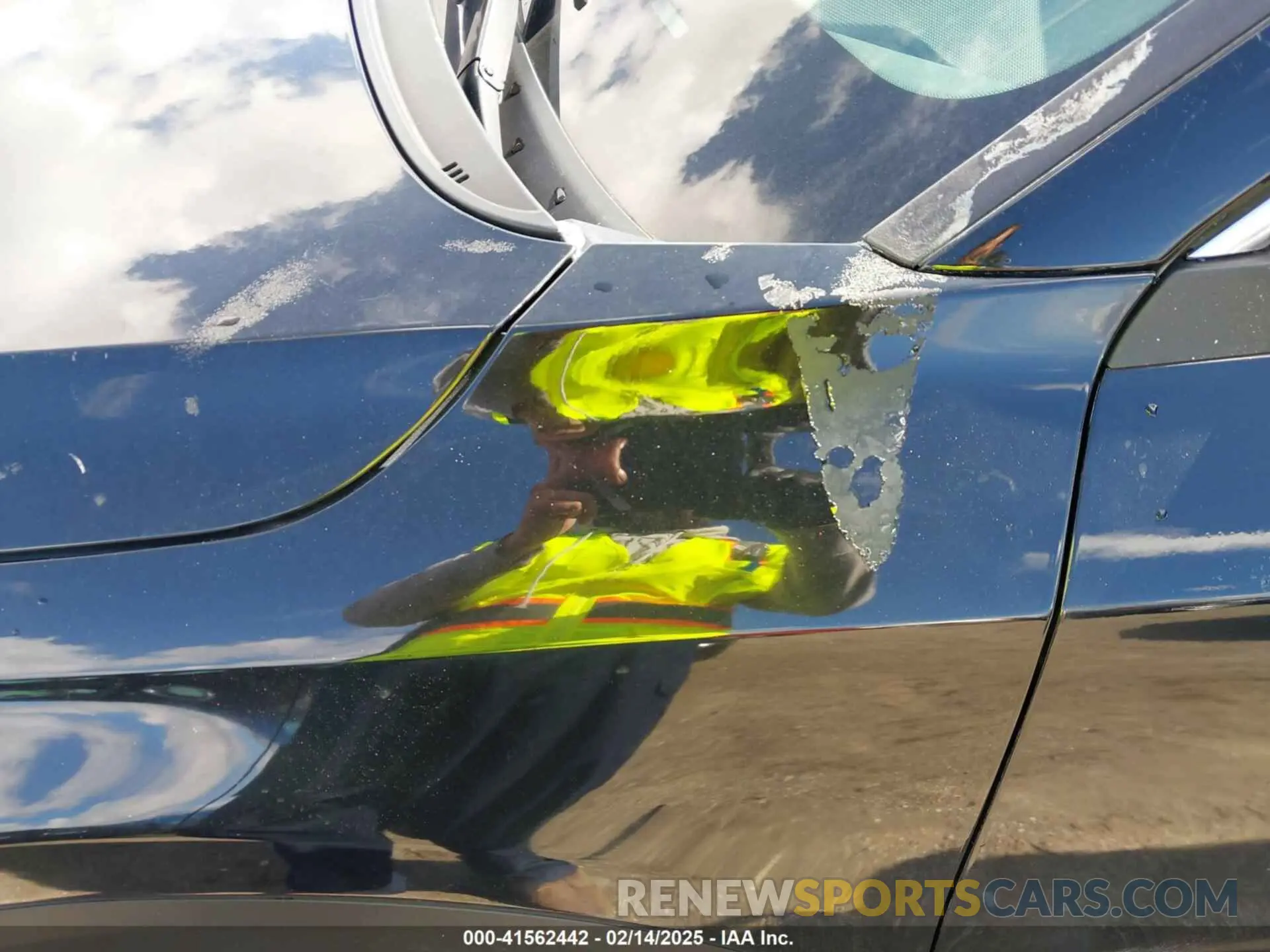 6 fotografías del automóvil dañado KNDCR3LE7P5050595 KIA NIRO 2023