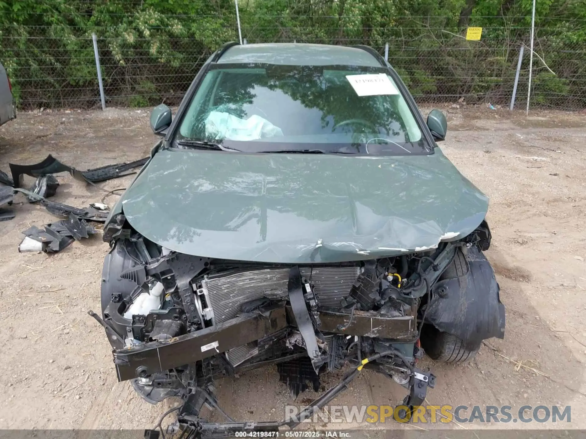 12 fotografías del automóvil dañado KNDCR3LE8P5106205 KIA NIRO 2023