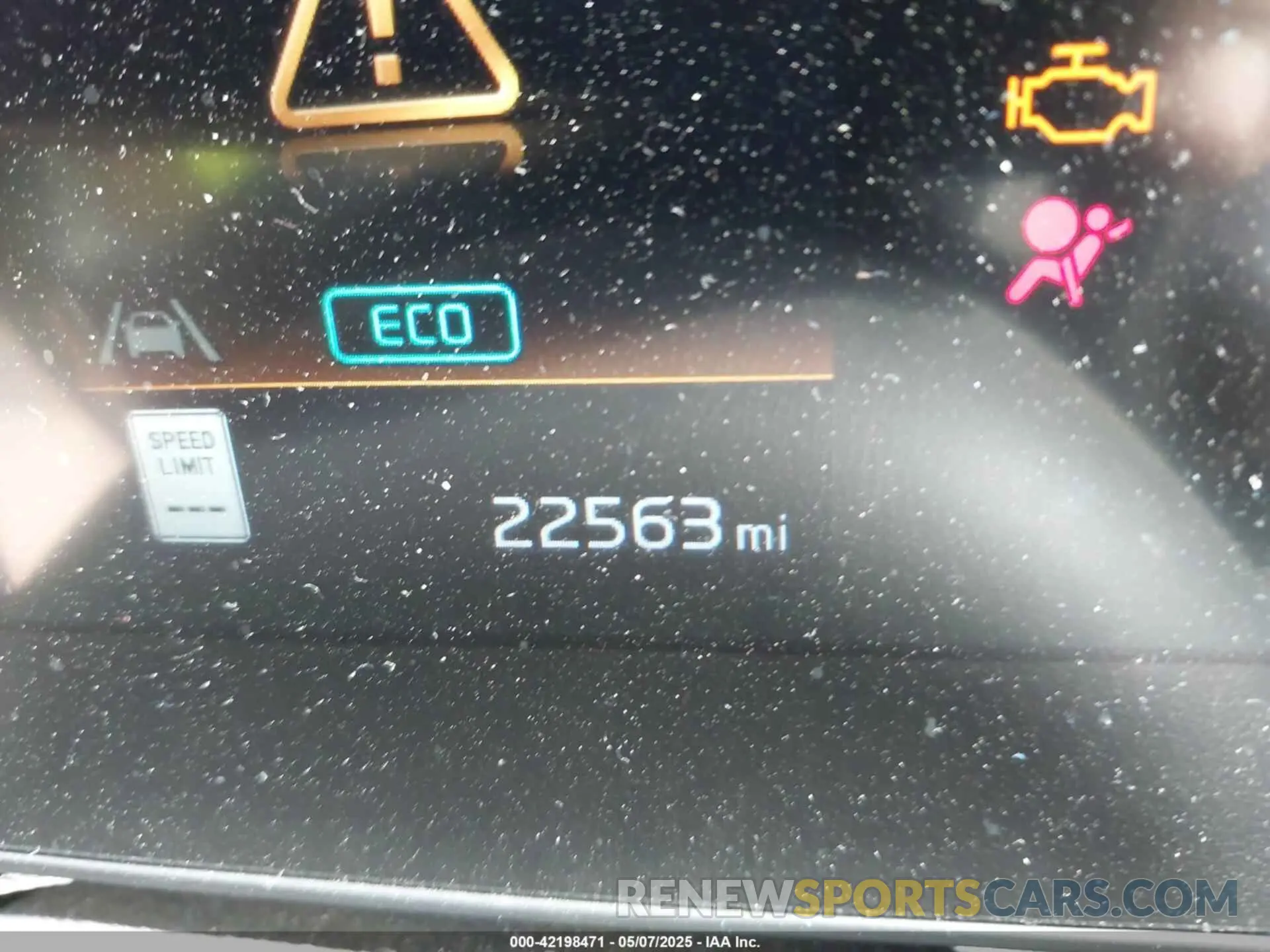 15 fotografías del automóvil dañado KNDCR3LE8P5106205 KIA NIRO 2023