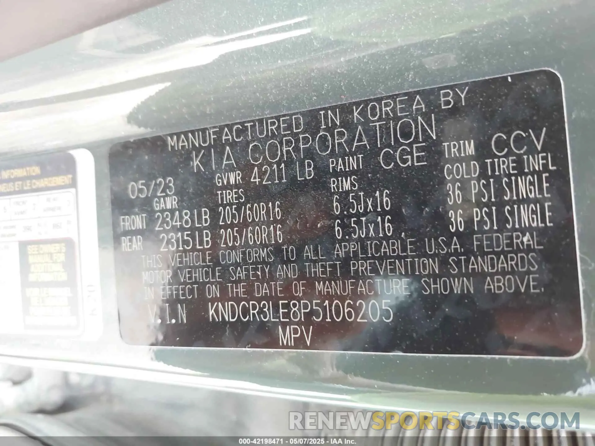9 fotografías del automóvil dañado KNDCR3LE8P5106205 KIA NIRO 2023