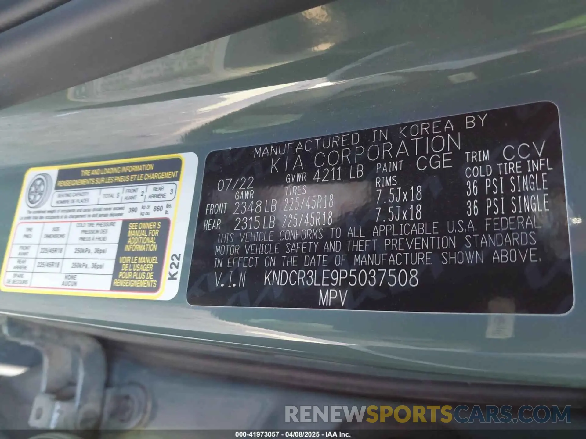 9 fotografías del automóvil dañado KNDCR3LE9P5037508 KIA NIRO 2023