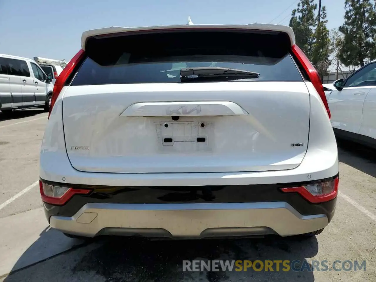 6 fotografías del automóvil dañado KNDCR3LE9P5043969 KIA NIRO 2023