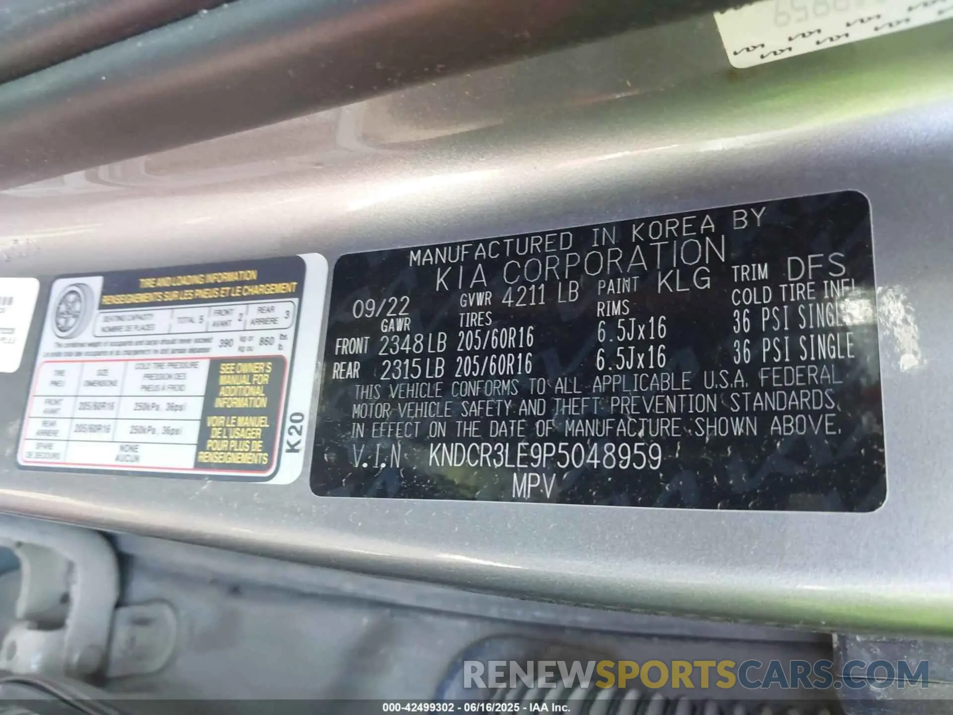 9 fotografías del automóvil dañado KNDCR3LE9P5048959 KIA NIRO 2023