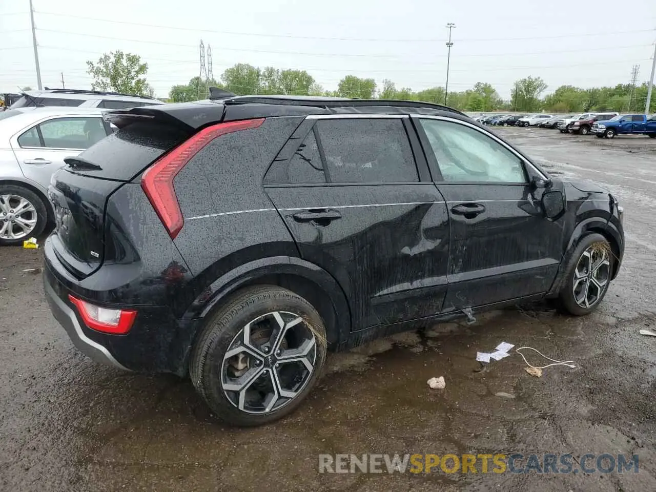 3 fotografías del automóvil dañado KNDCR3LEXP5039932 KIA NIRO 2023