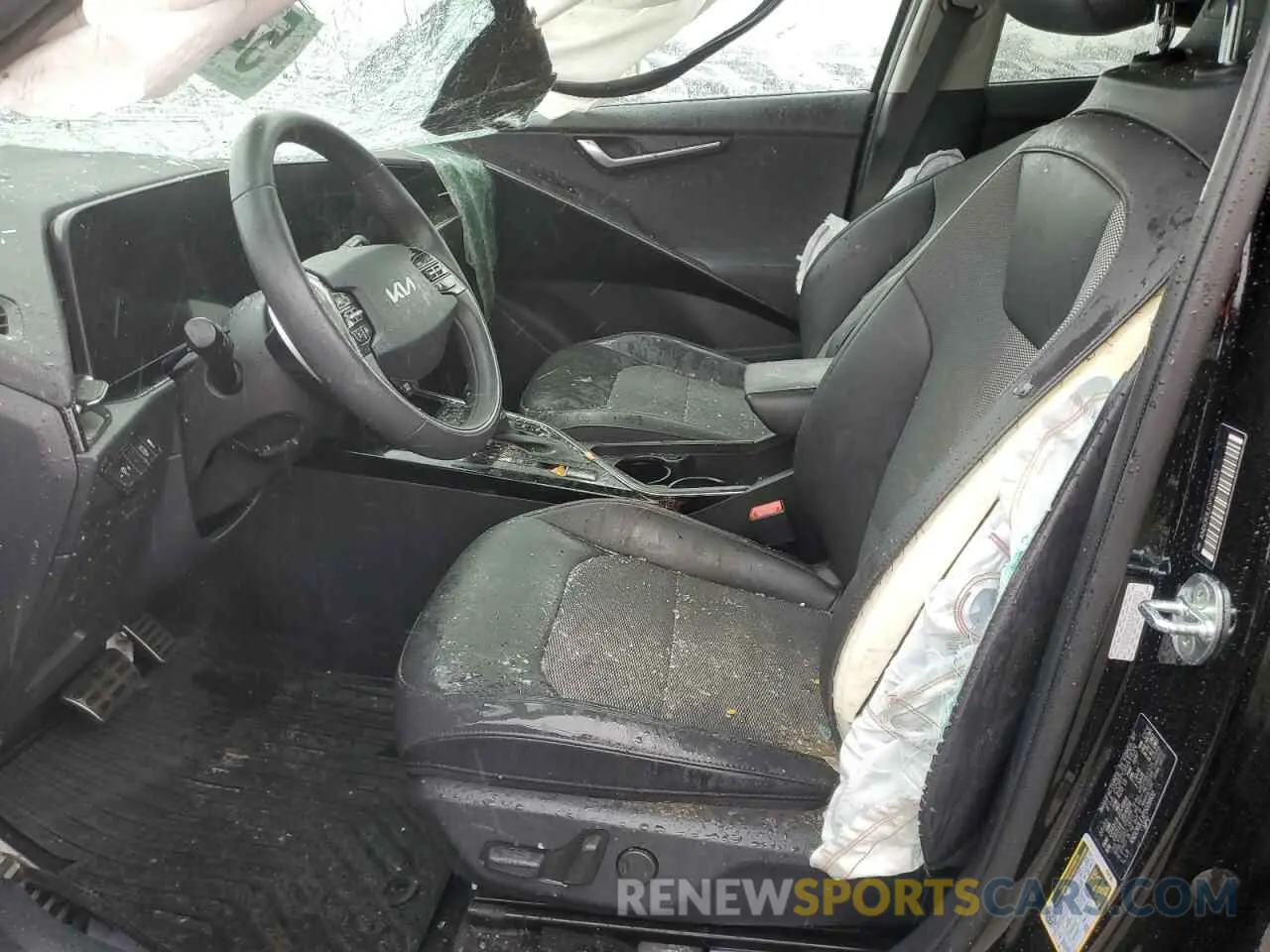 7 fotografías del automóvil dañado KNDCR3LEXP5039932 KIA NIRO 2023