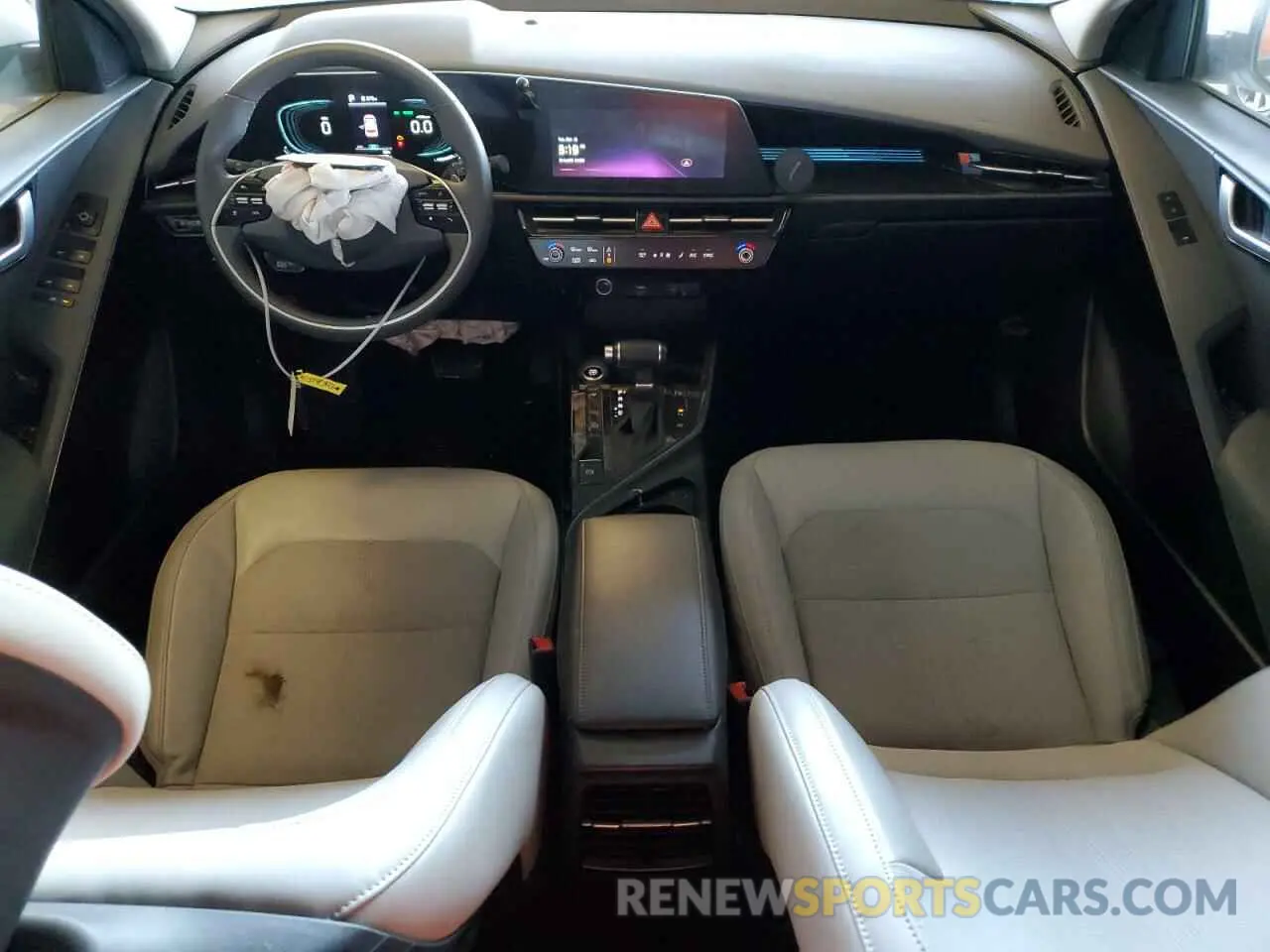 8 fotografías del automóvil dañado KNDCR3LEXP5046699 KIA NIRO 2023