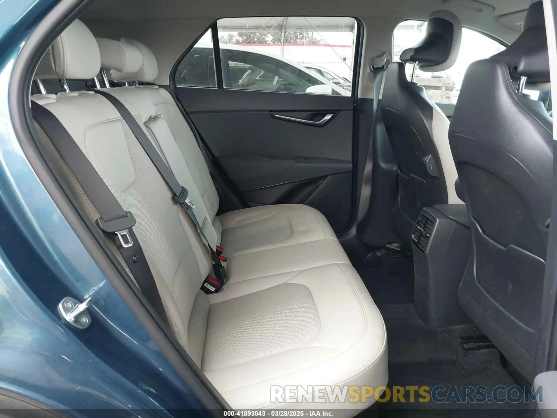 8 fotografías del automóvil dañado KNDCR3LEXP5101684 KIA NIRO 2023
