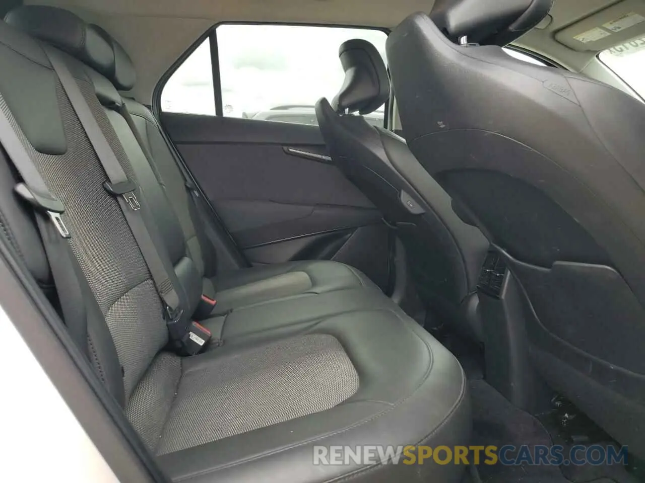 10 fotografías del automóvil dañado KNDCS3LFXP5054752 KIA NIRO 2023
