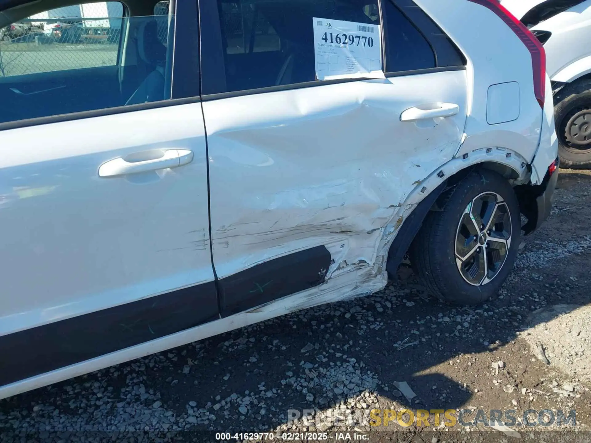 6 fotografías del automóvil dañado KNDCP3LE1R5178842 KIA NIRO 2024