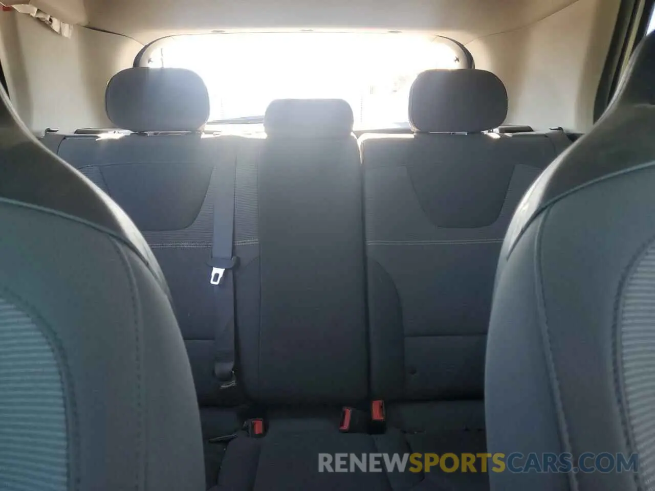 10 fotografías del automóvil dañado KNDCP3LE6R5184247 KIA NIRO 2024