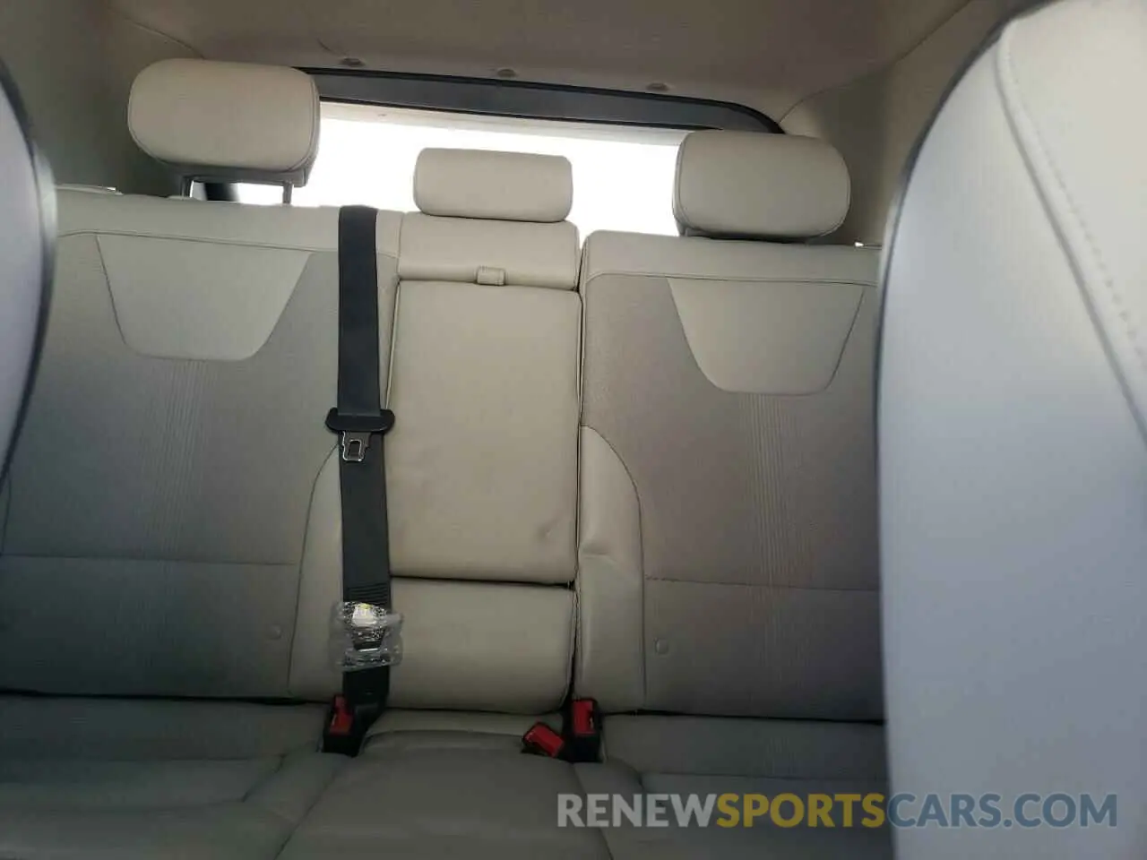 10 fotografías del automóvil dañado KNDCR3LE2R5138683 KIA NIRO 2024