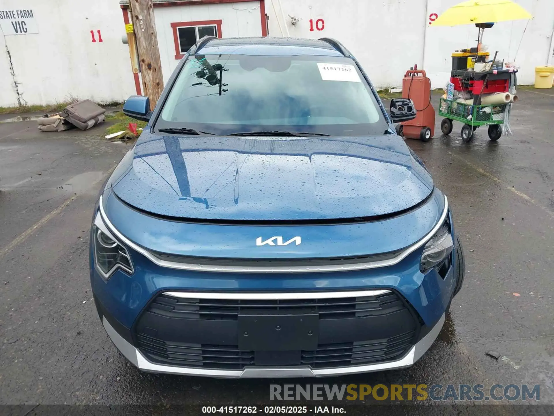 12 fotografías del automóvil dañado KNDCR3LE2R5189956 KIA NIRO 2024