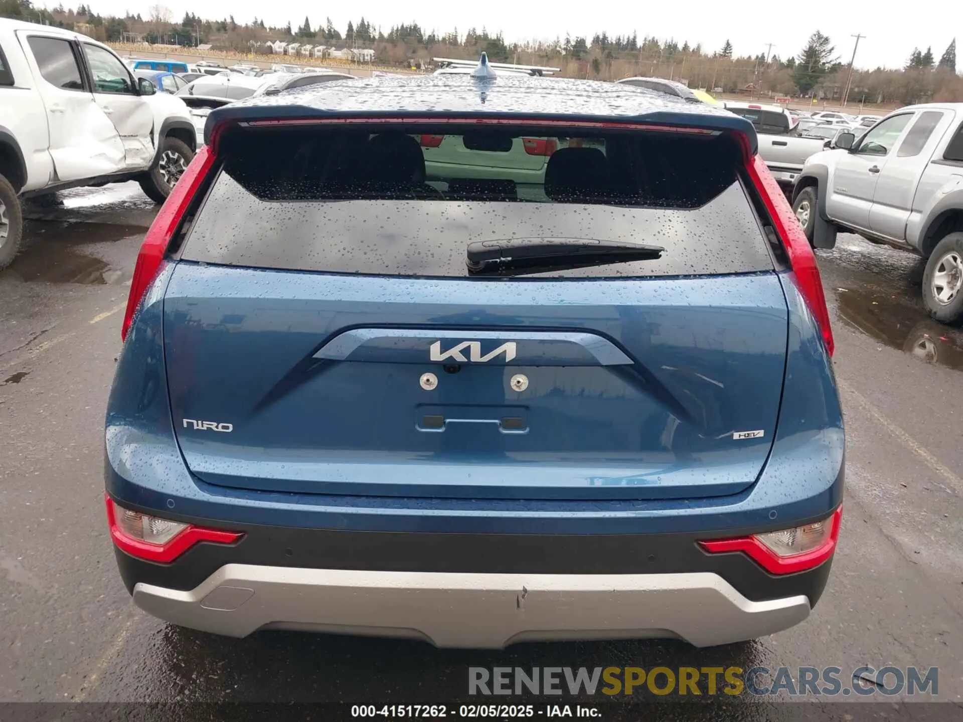16 fotografías del automóvil dañado KNDCR3LE2R5189956 KIA NIRO 2024