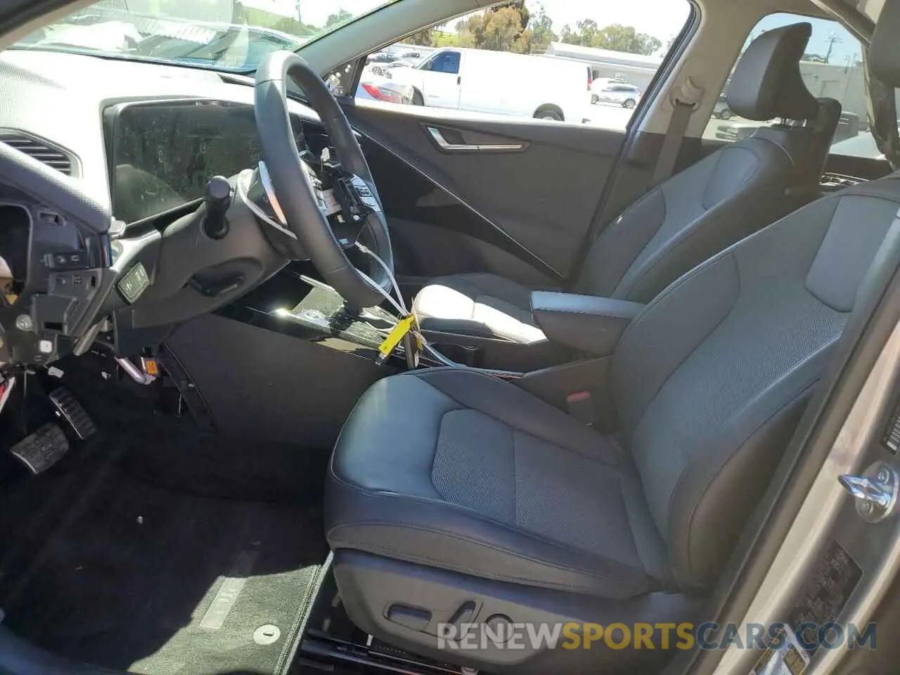 7 fotografías del automóvil dañado KNDCR3LE5R5171886 KIA NIRO 2024